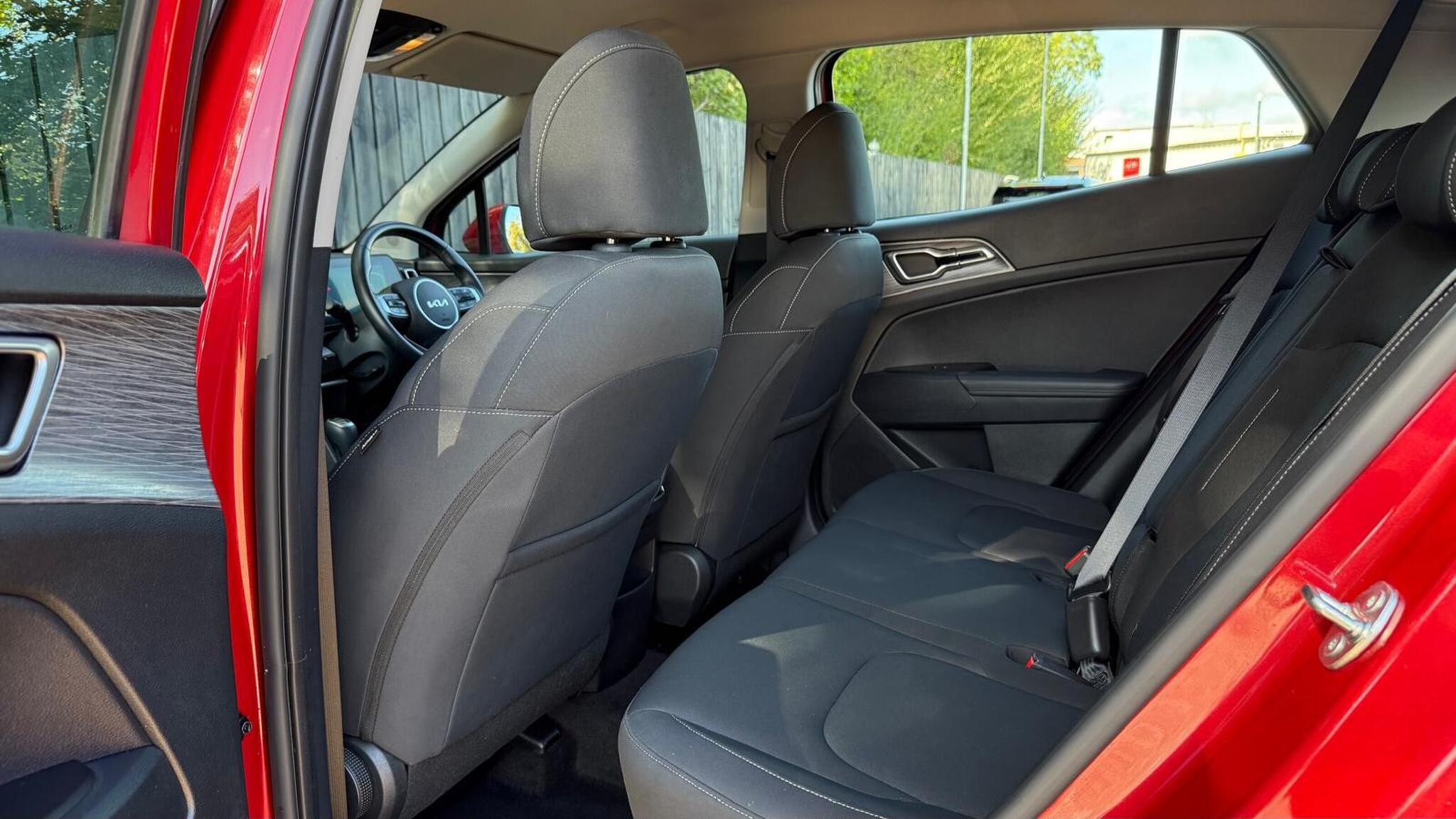 Kia Sportage view 28