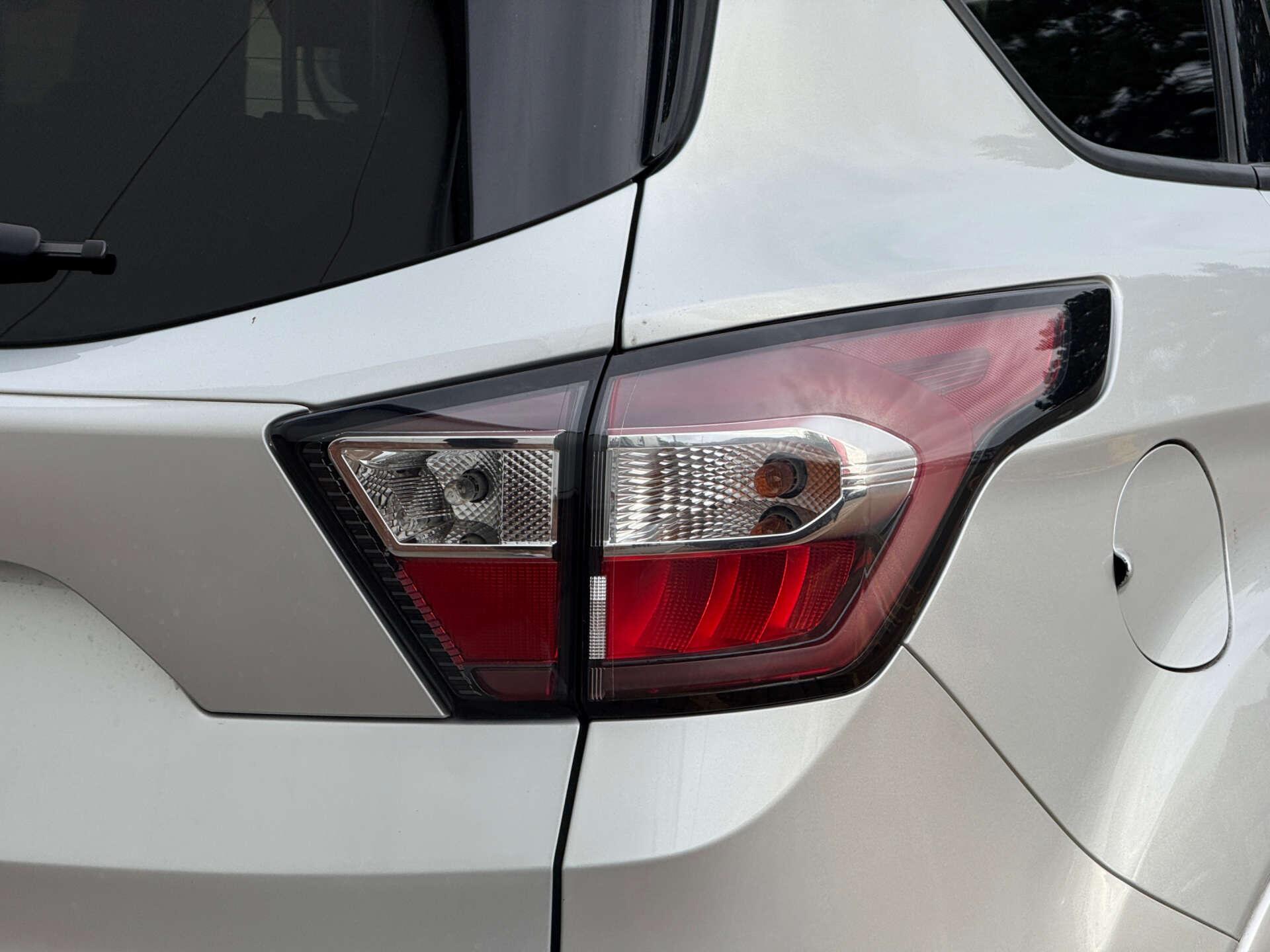 Ford Kuga view 13