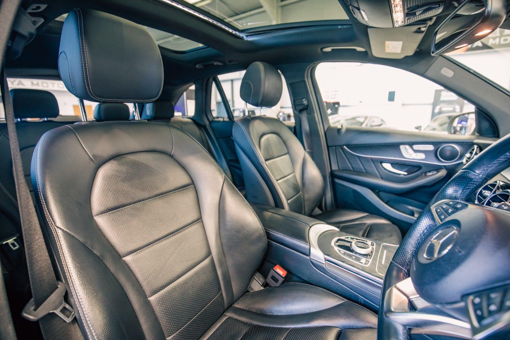 Mercedes-Benz GLC view 21