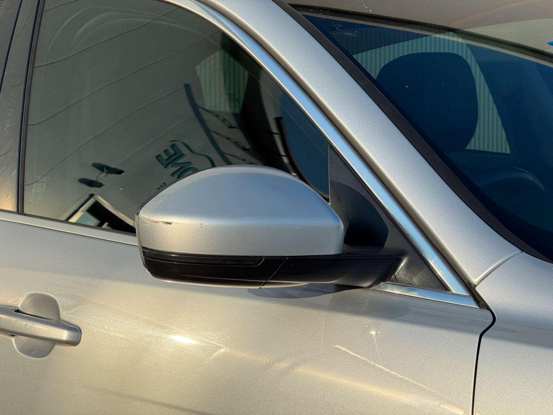 Jaguar F-Pace view 9