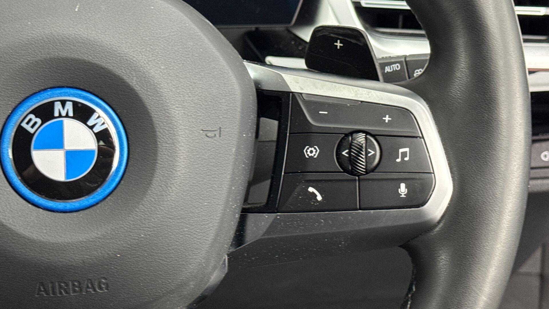 BMW 2 Series view 19
