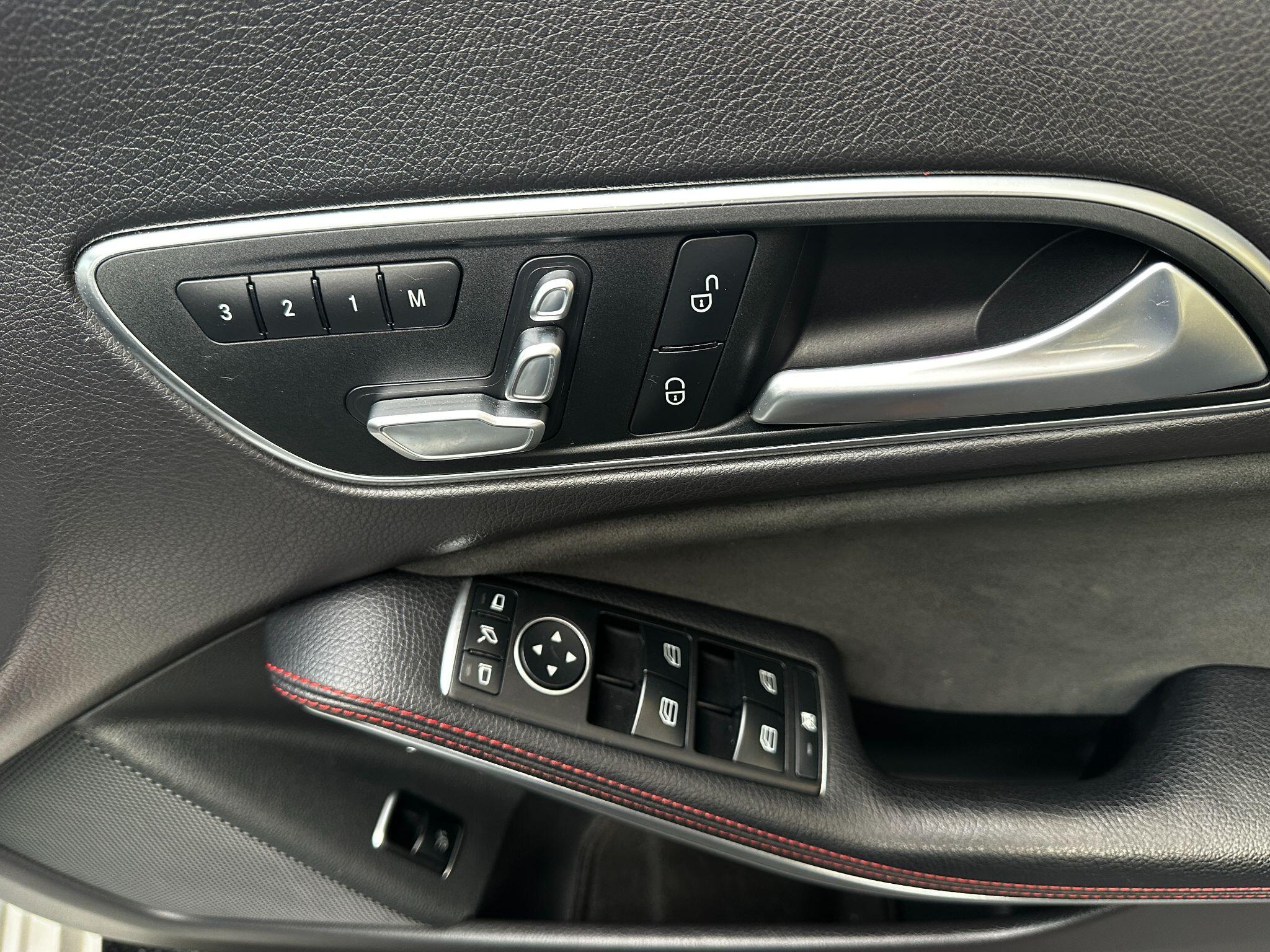 Mercedes-Benz Cla view 20
