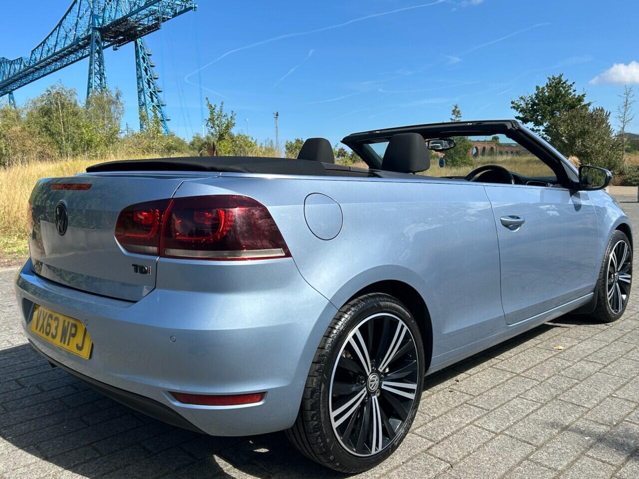 Volkswagen Golf view 13