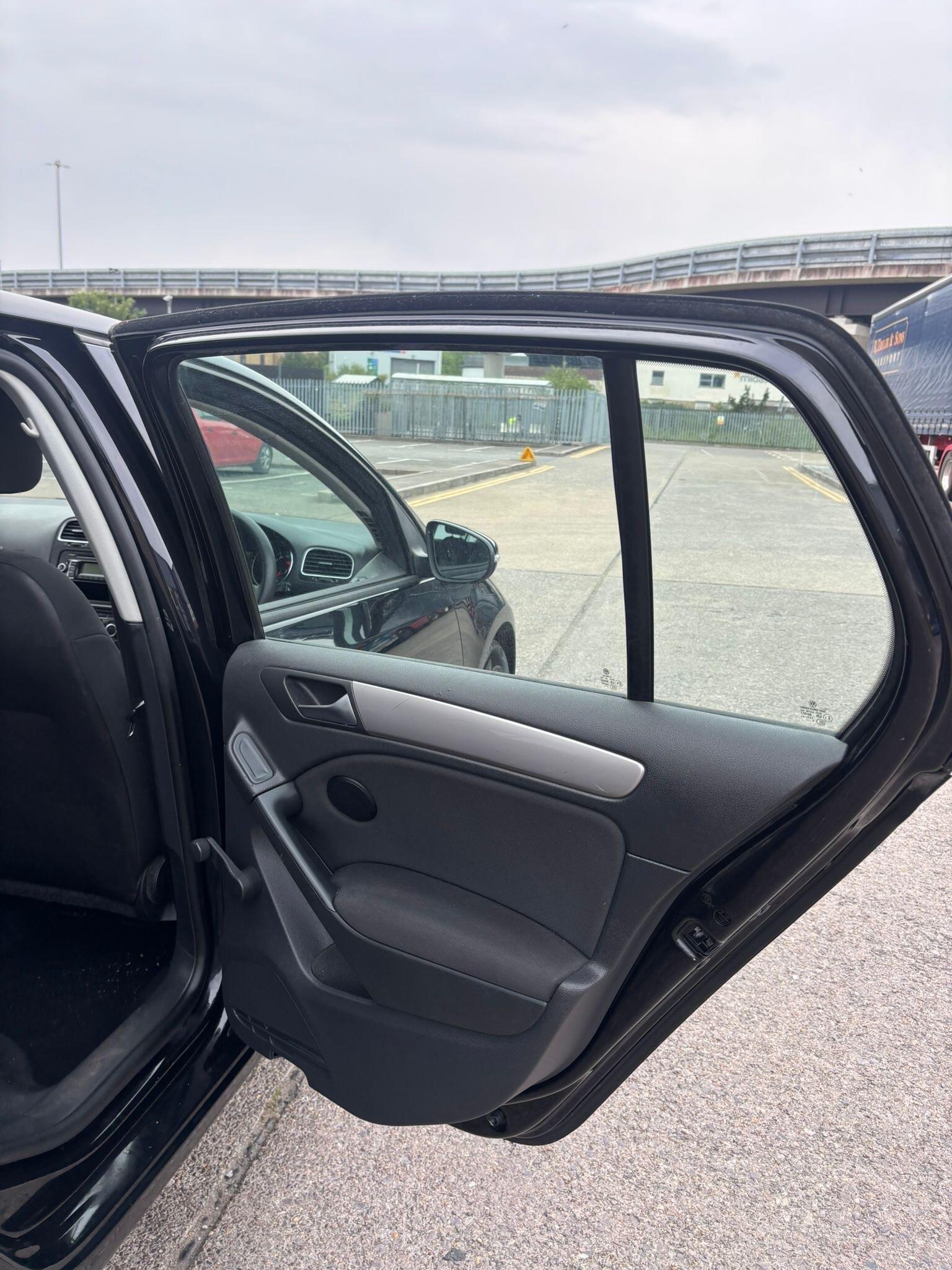 Volkswagen Golf view 37