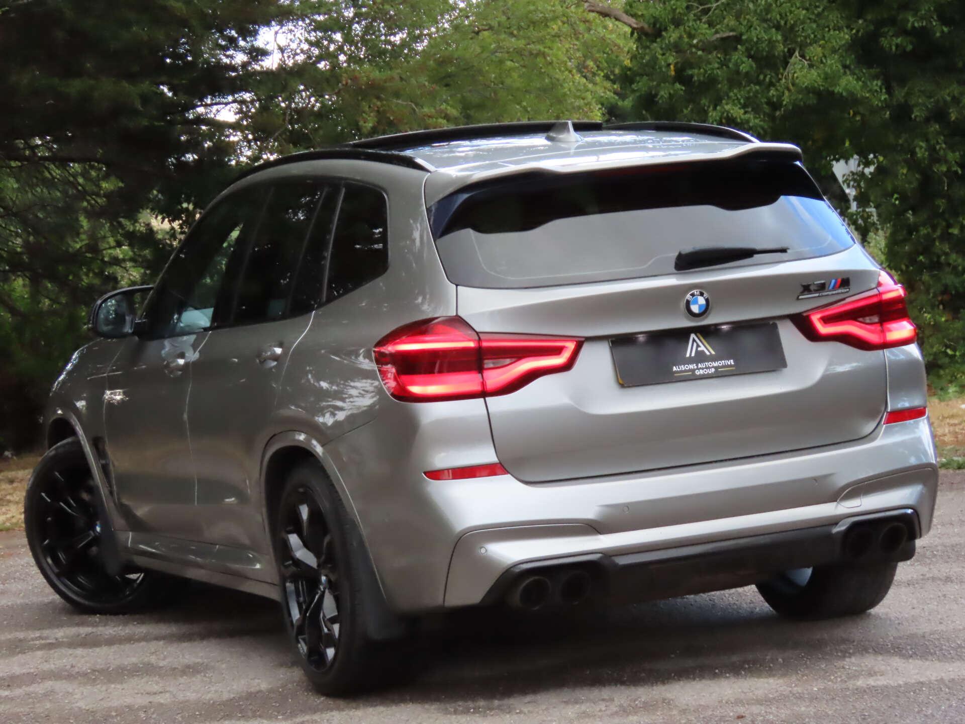 BMW X3 M view 8