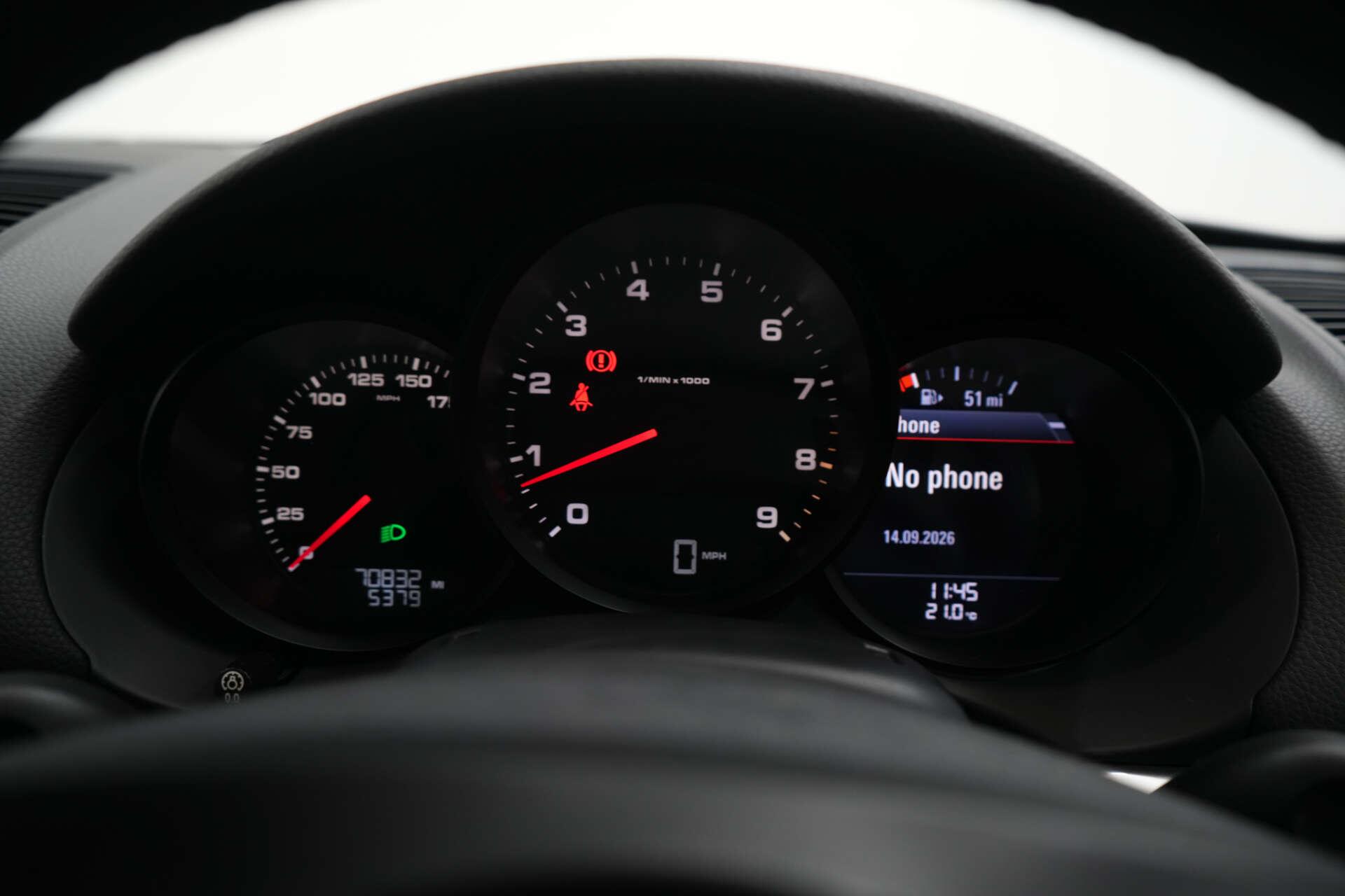 Porsche Boxster view 36