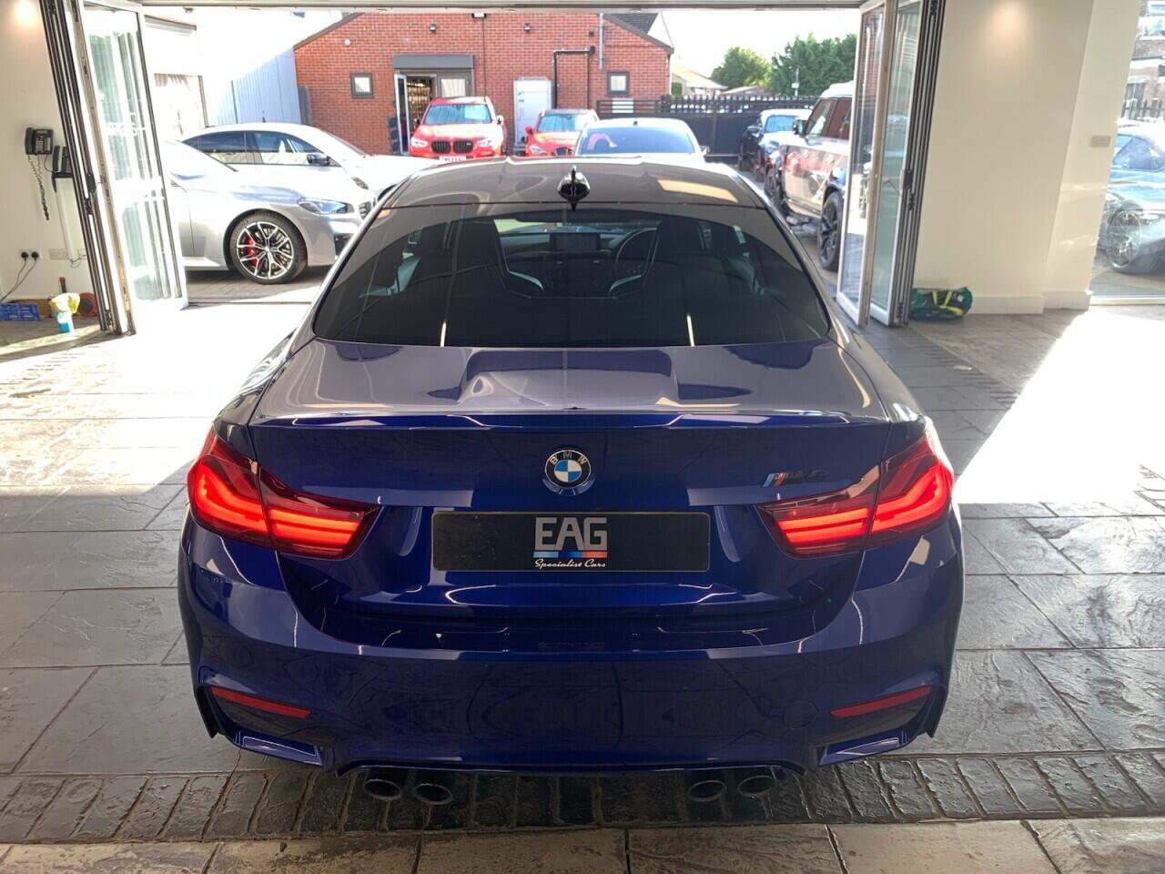 BMW M4 view 17