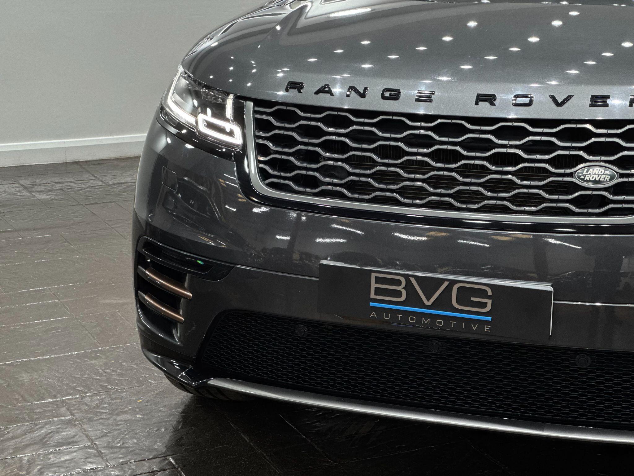 Land Rover Range Rover Velar view 11