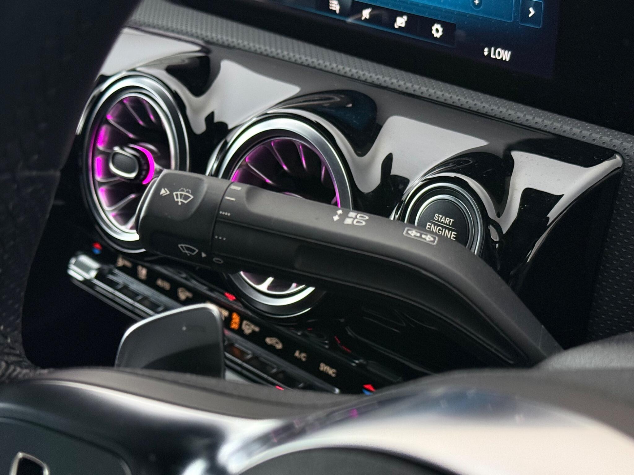 Mercedes-Benz Cla view 19