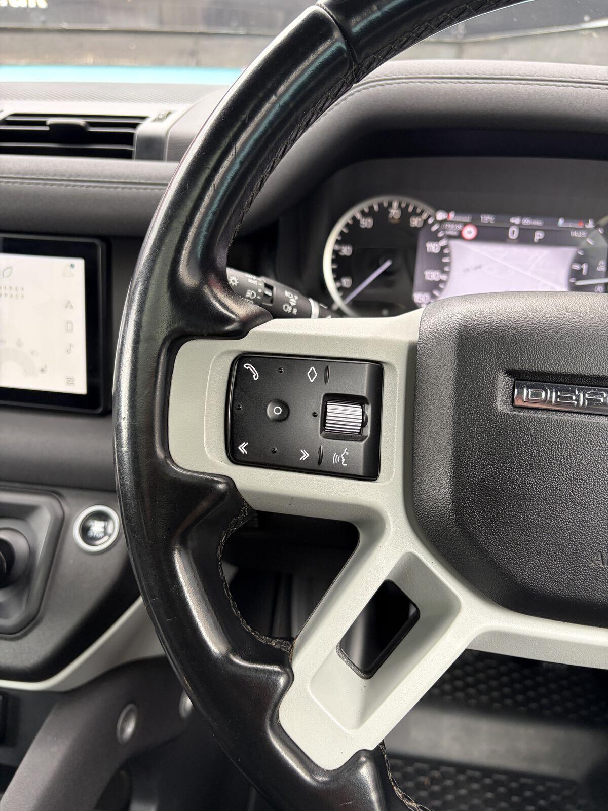 Land Rover Defender view 17