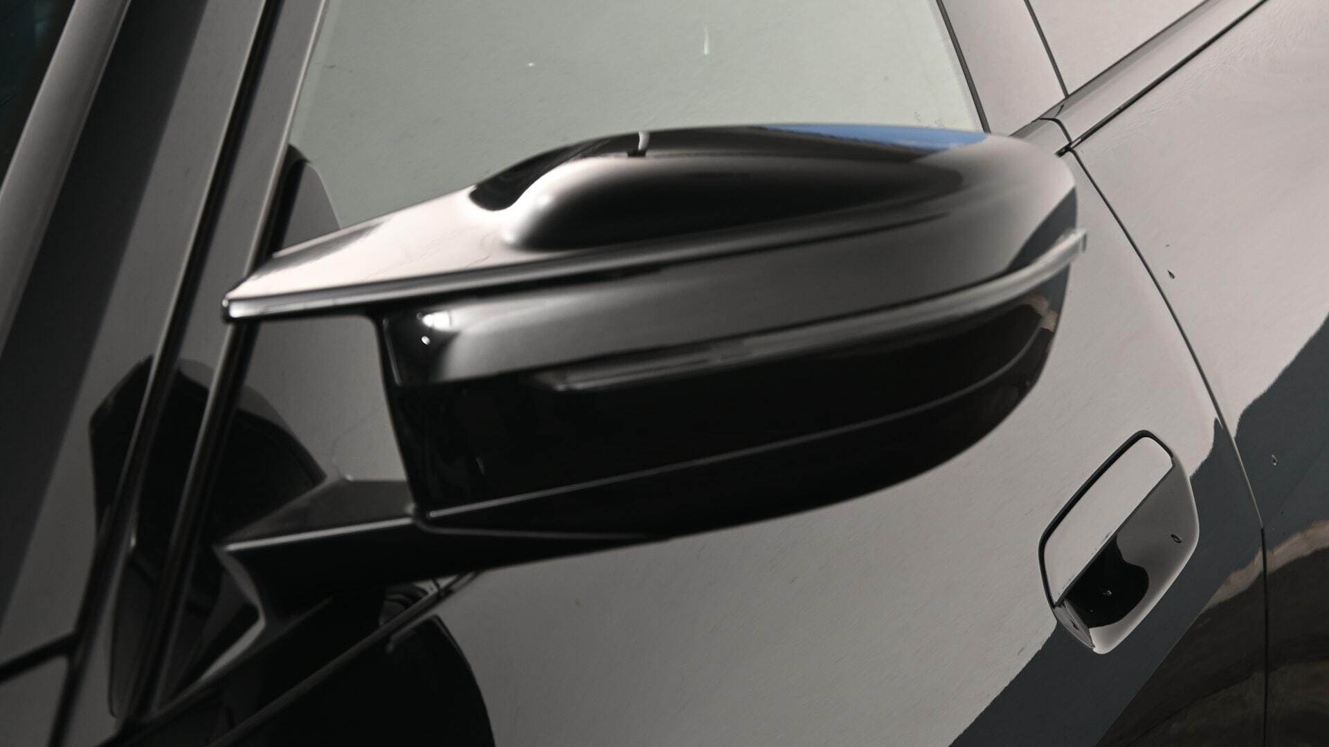 BMW 4 Series view 24