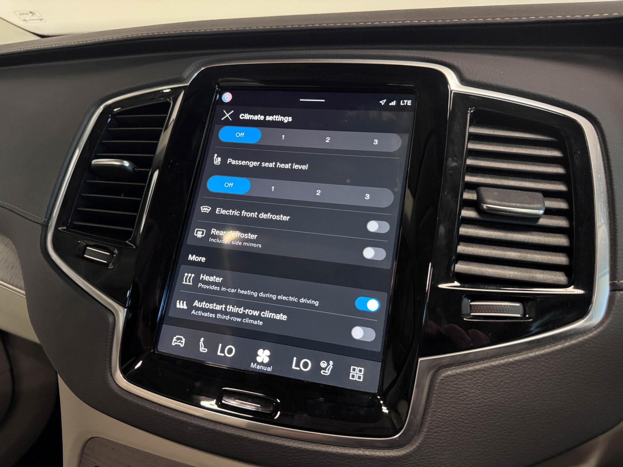 Volvo XC90 view 62