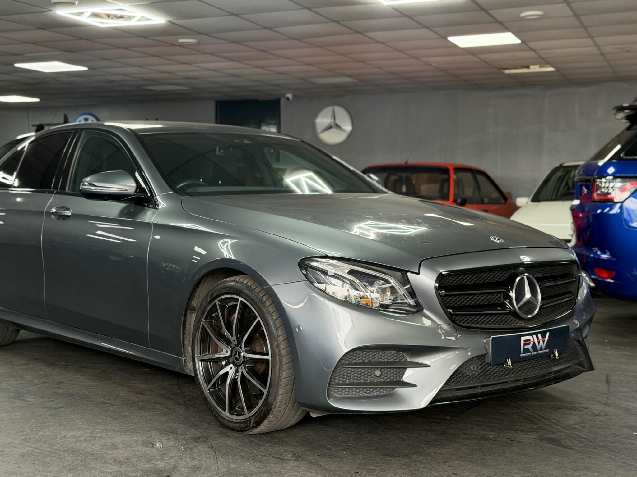 Mercedes-Benz E Class view 8