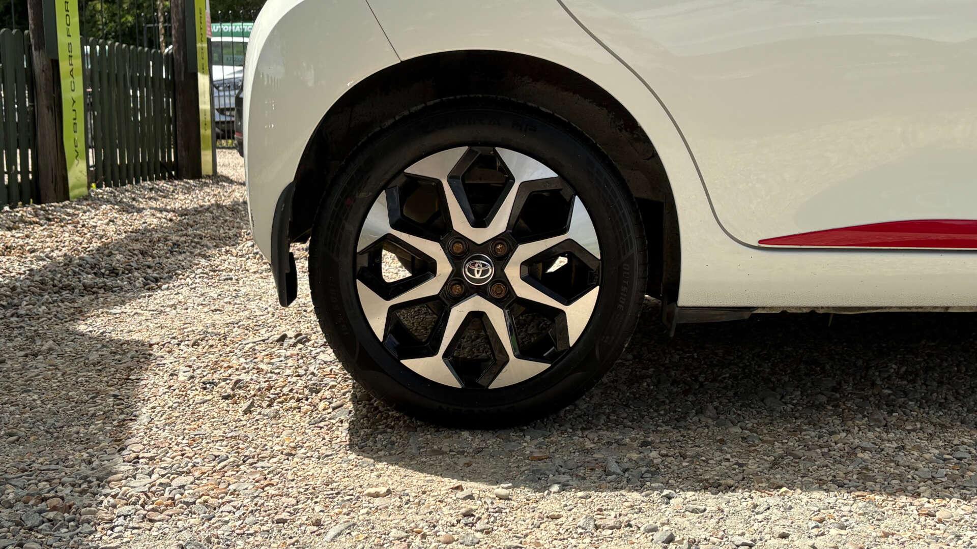 Toyota Aygo view 29