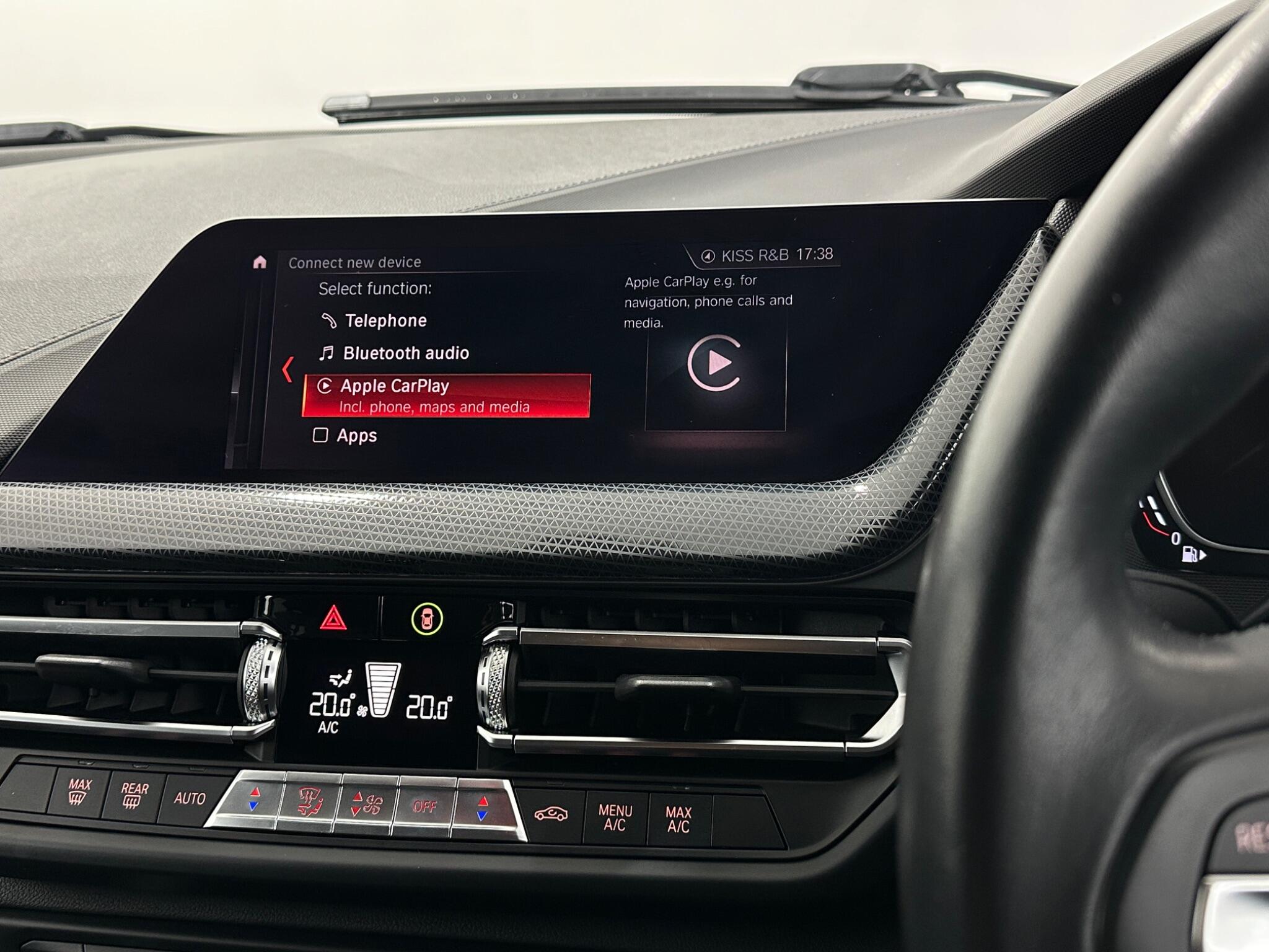 BMW 1 Series view 26