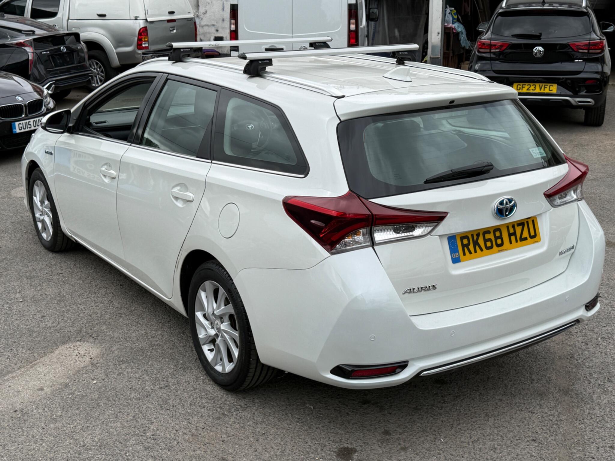Toyota Auris - Image 14