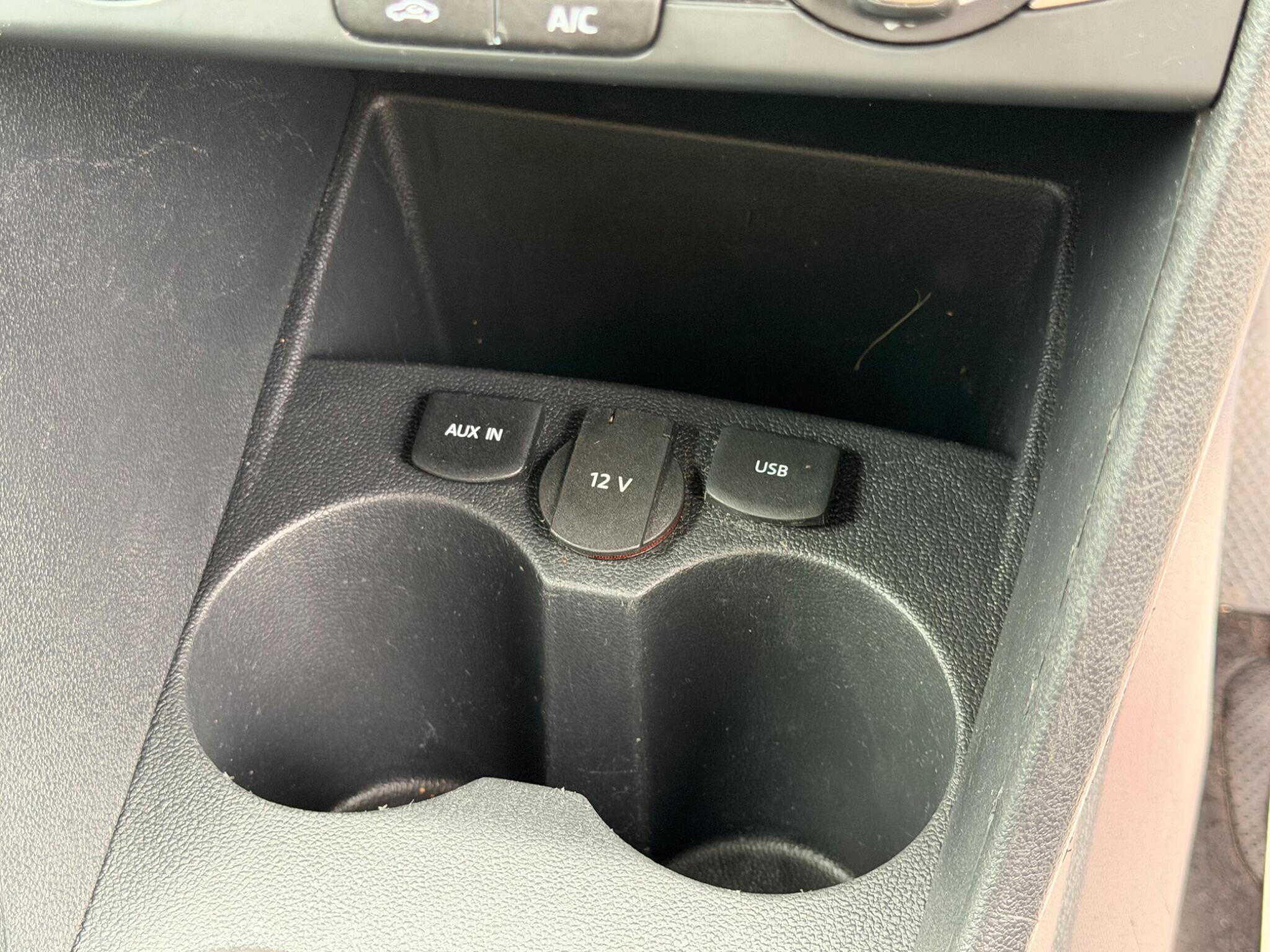 Volkswagen Polo view 21