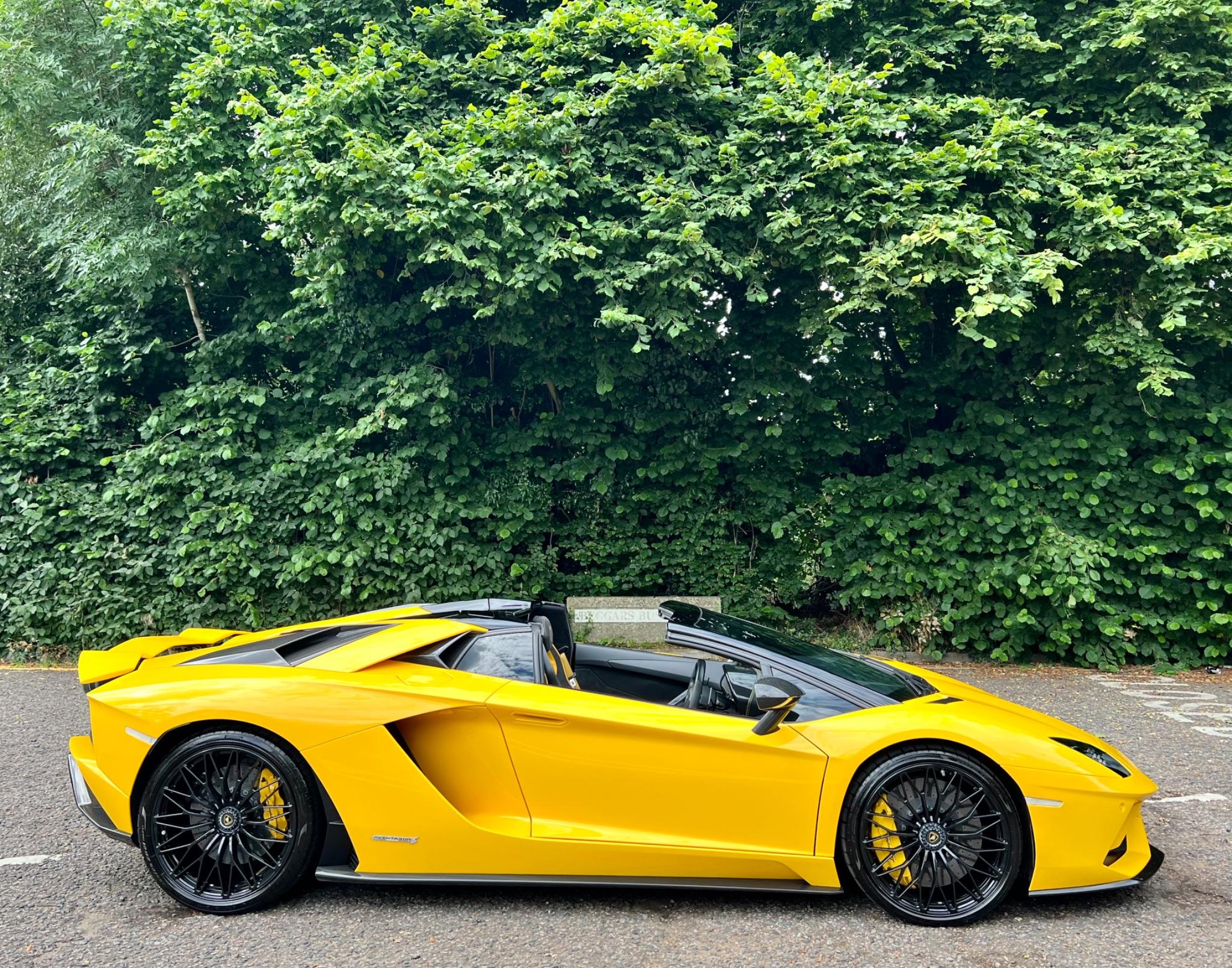 Lamborghini Aventador view 16