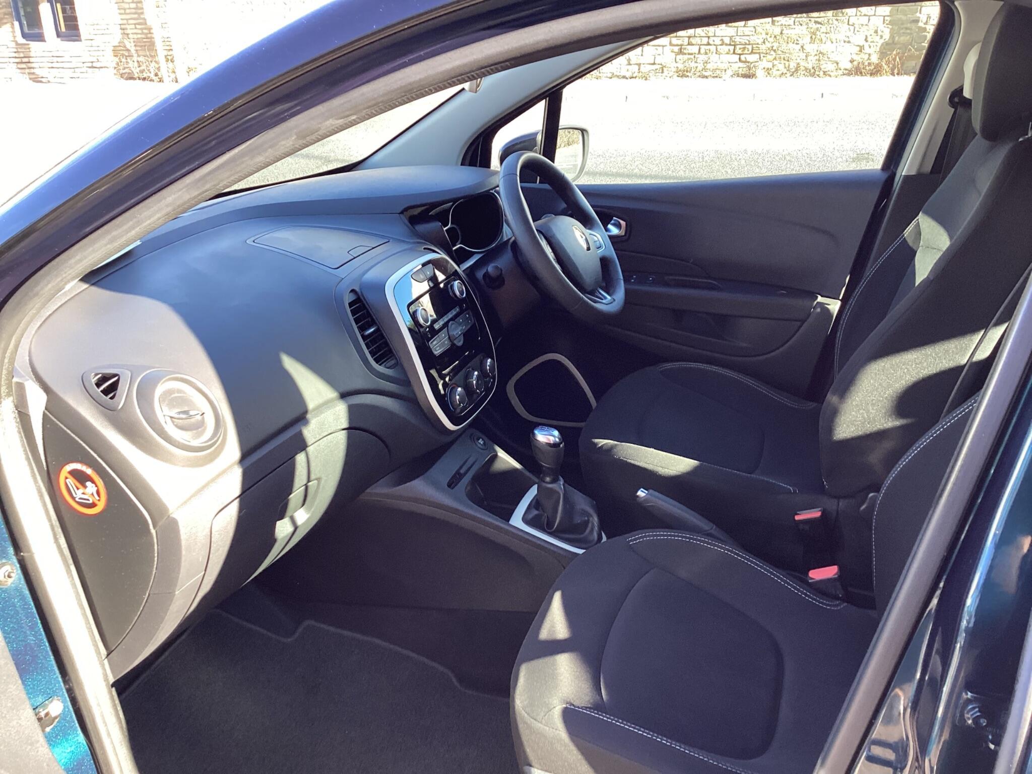 Renault Captur view 12