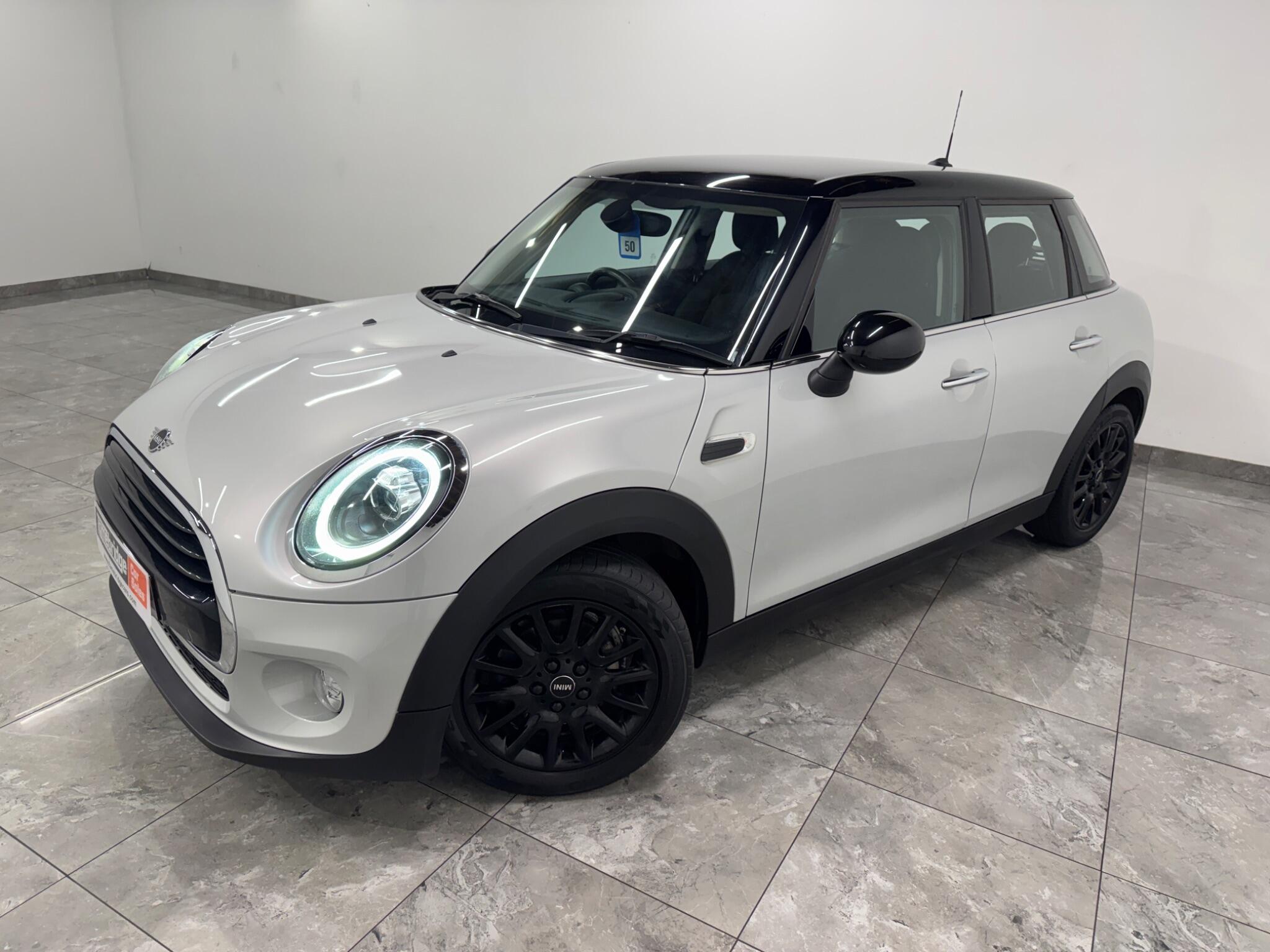 Mini Hatch view 4