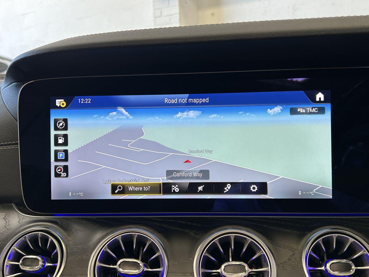Mercedes-Benz E Class view 47
