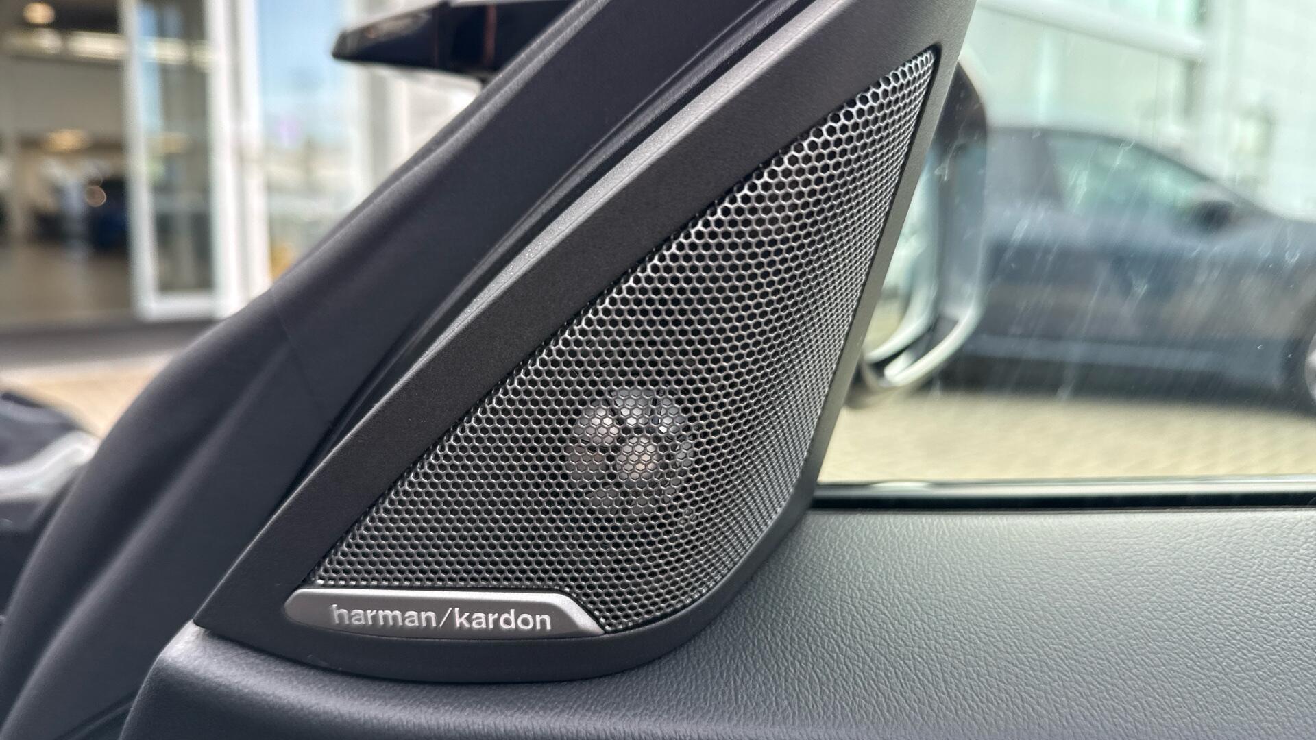 BMW i4 view 20