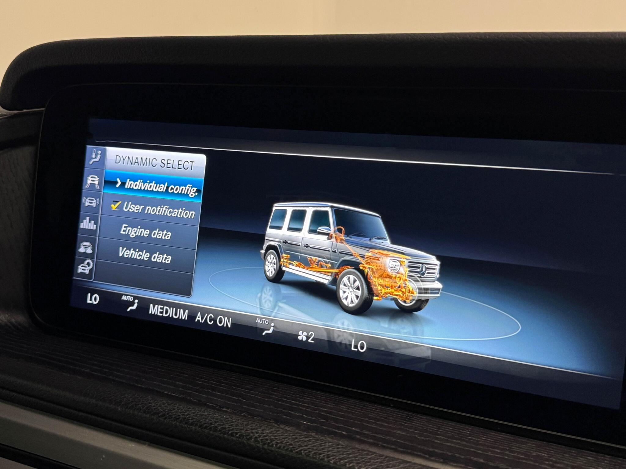 Mercedes-Benz G-Class view 47