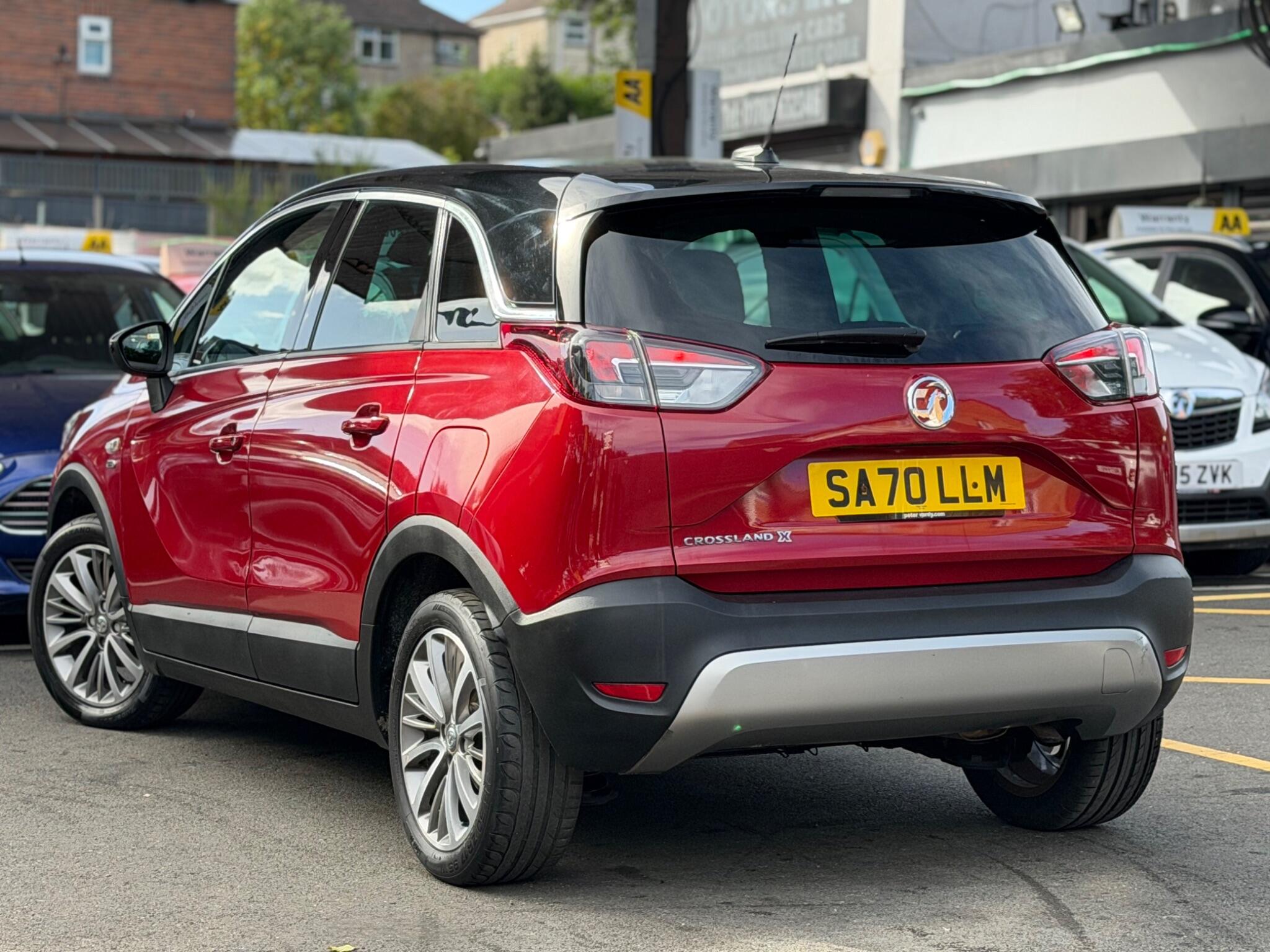 Vauxhall Crossland X view 5