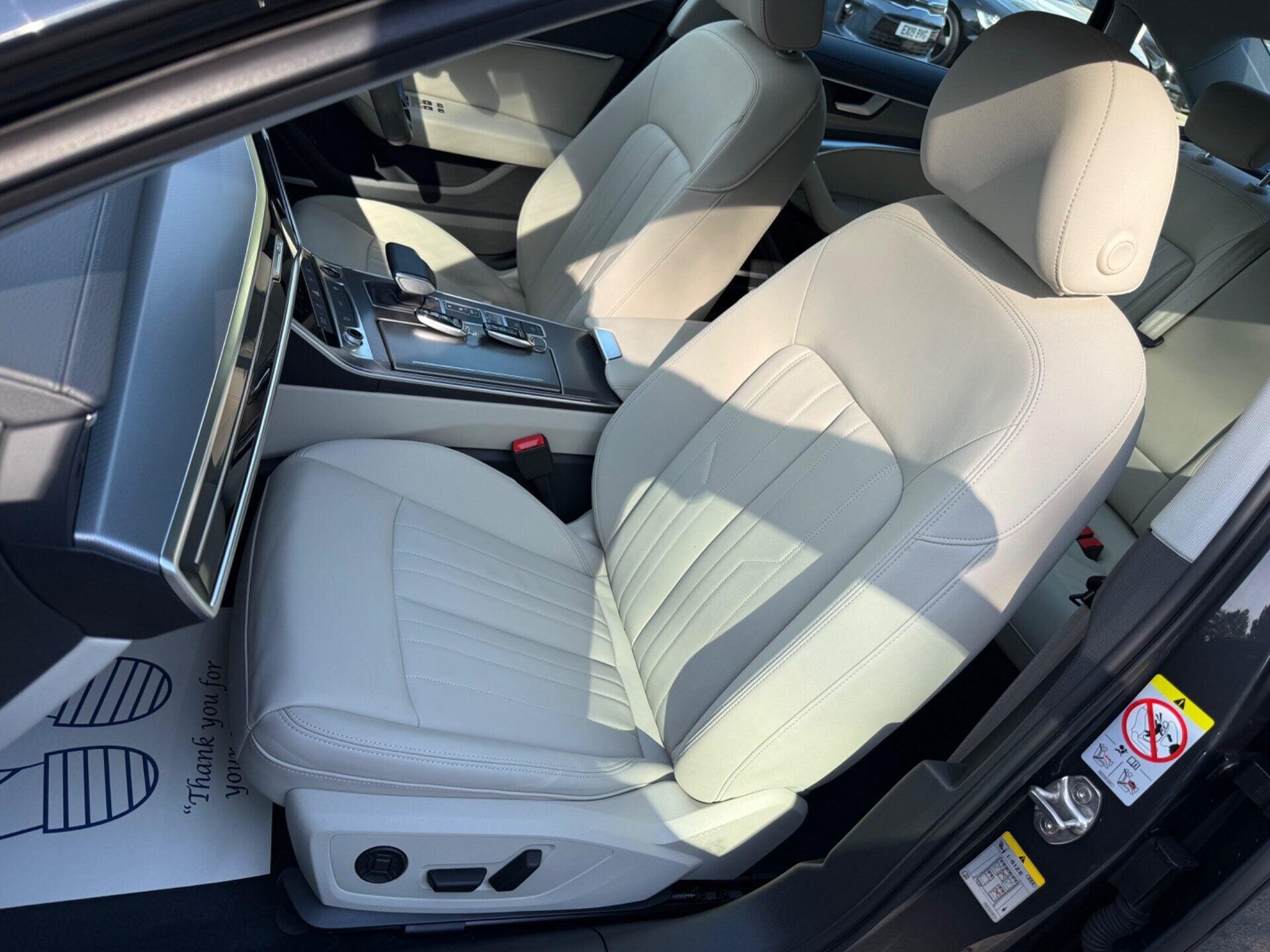 Audi A6 view 23