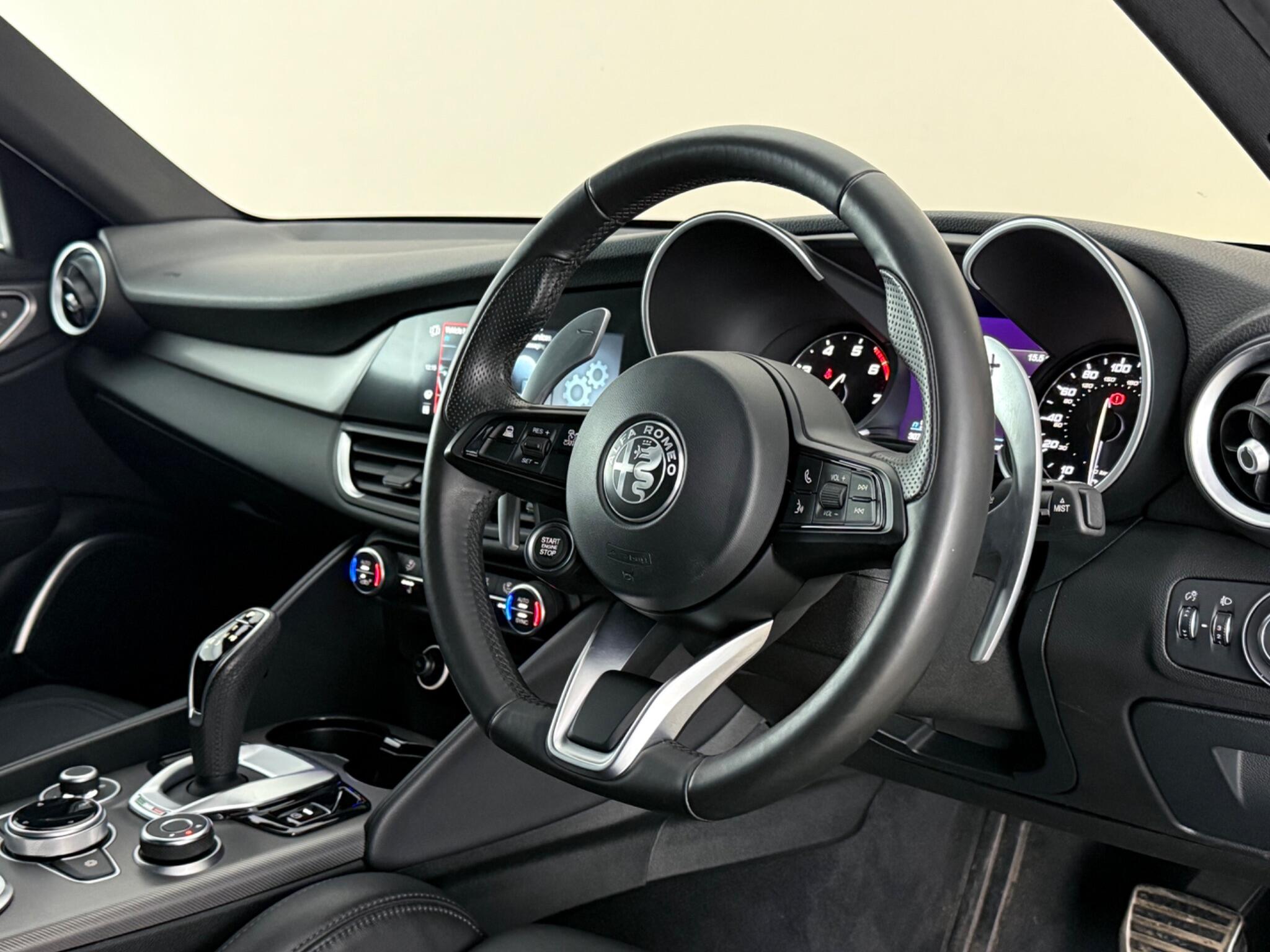Alfa Romeo Giulia view 3