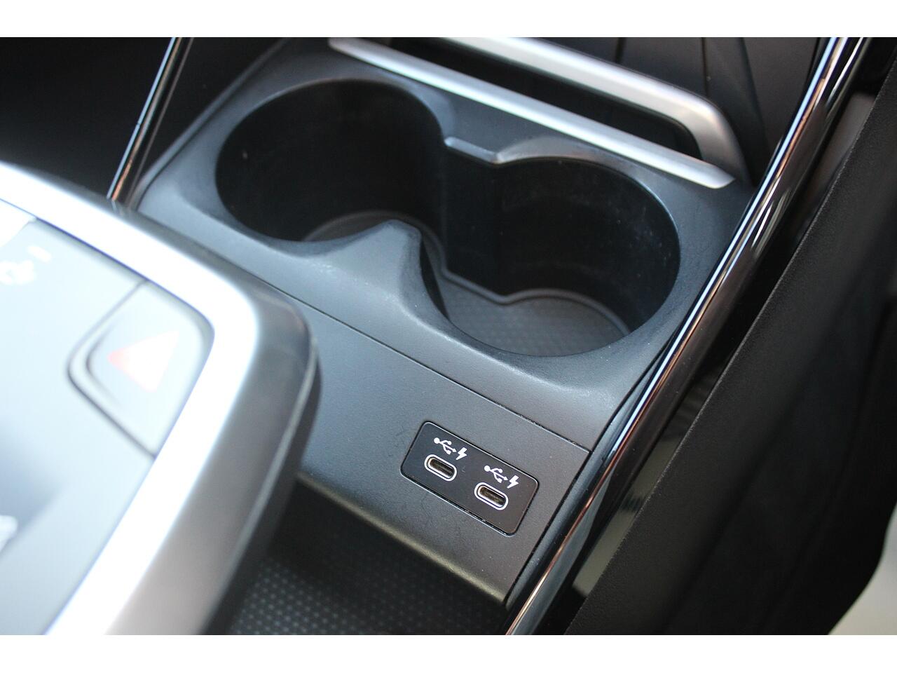 BMW 2 Series Active Tourer view 24