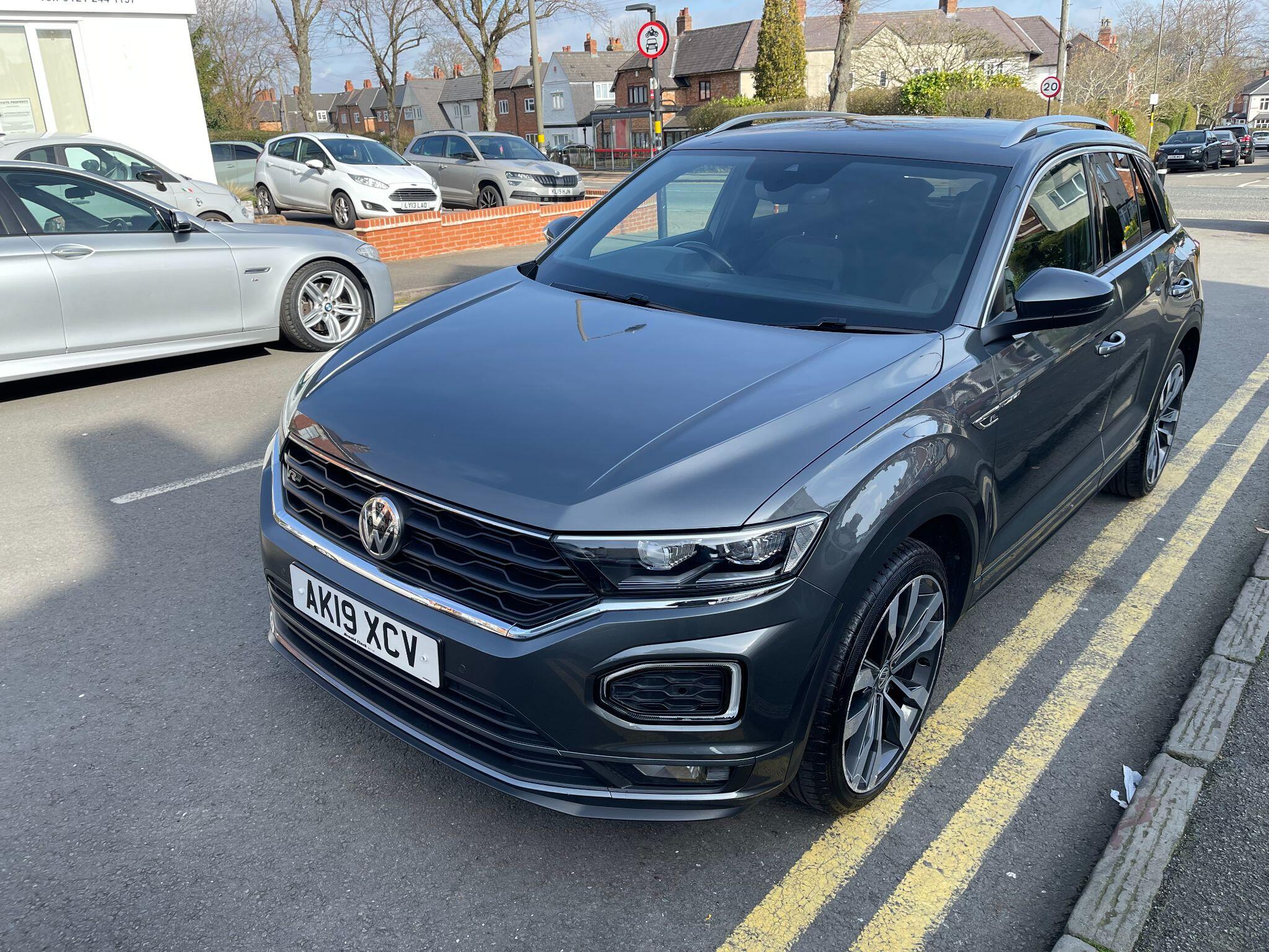 Volkswagen T-Roc view 19