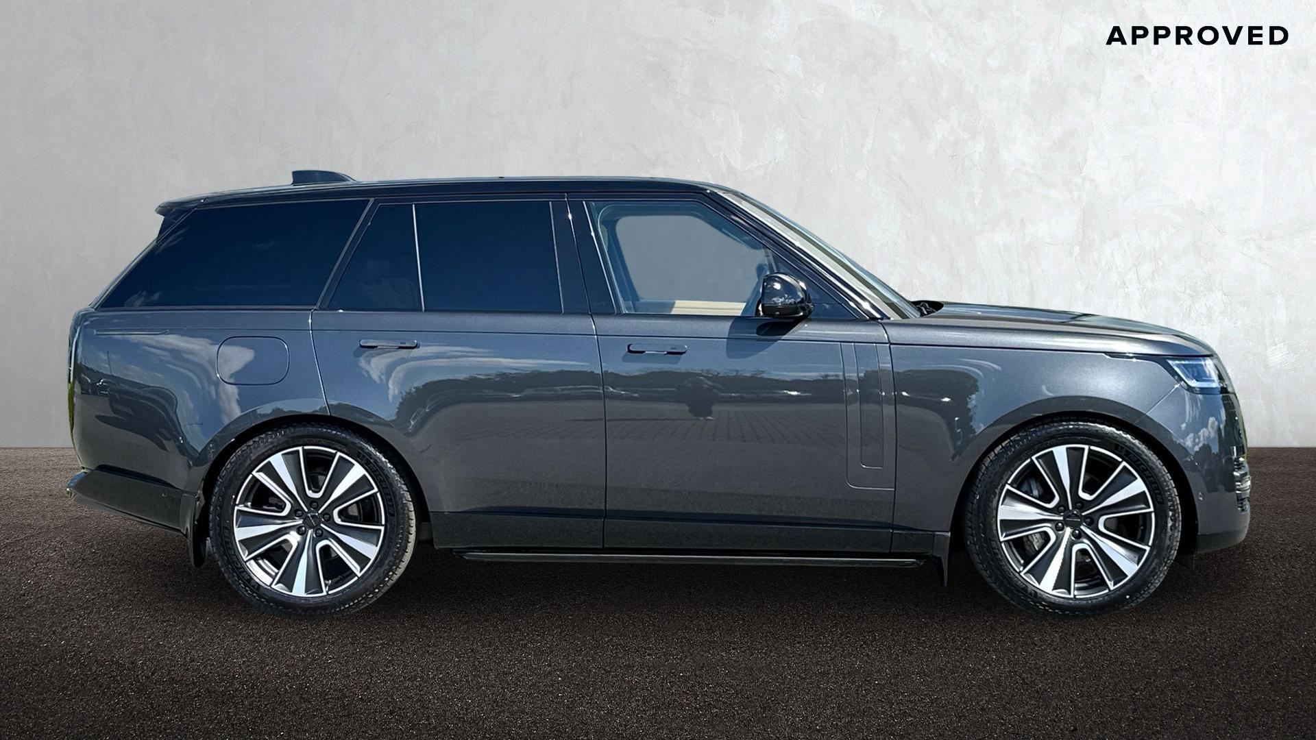 Land Rover Range Rover view 5