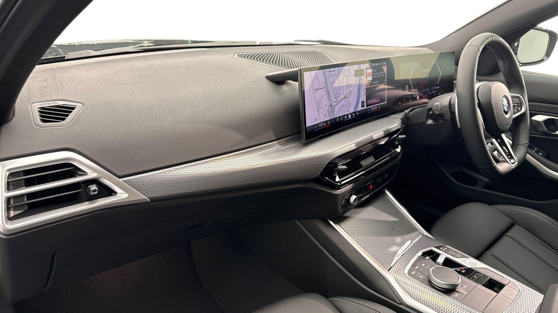 BMW 3 Series view 7