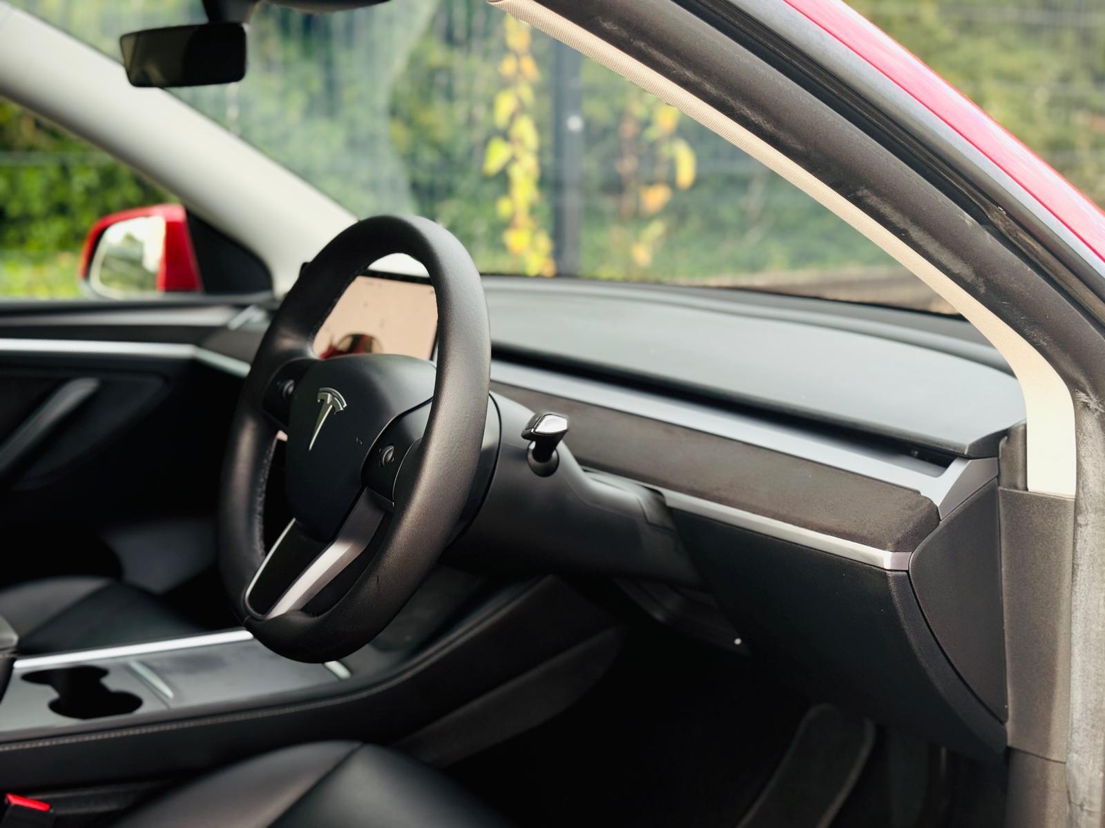 Tesla Model Y view 21