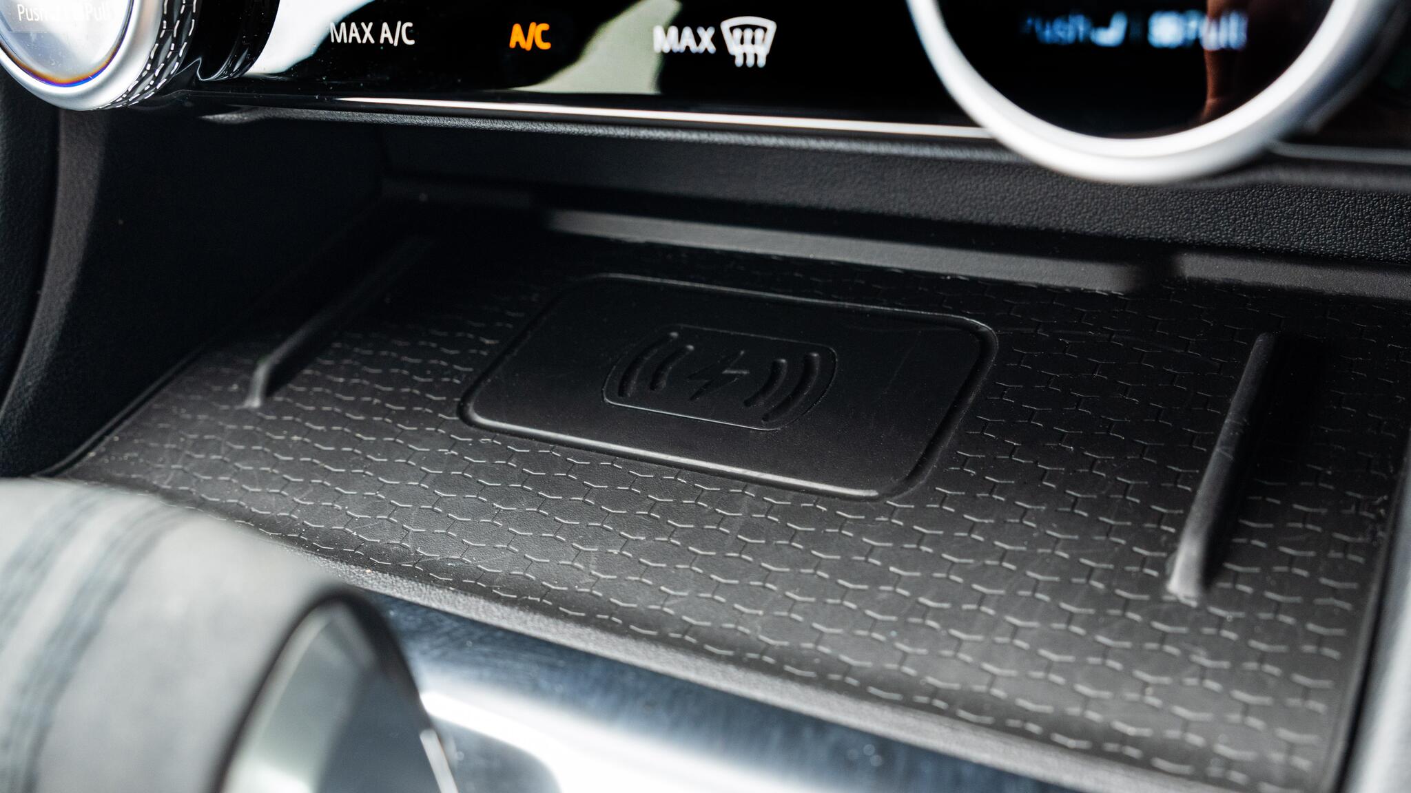 Jaguar F-Pace view 72