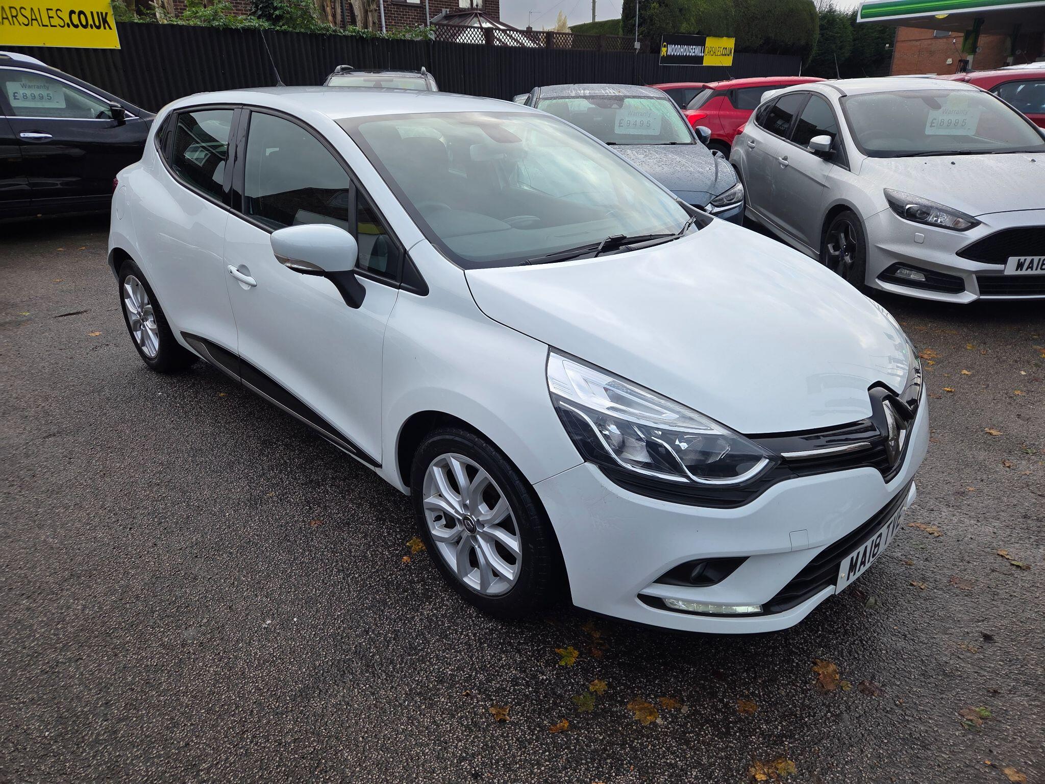 2018 Renault Clio 1.5 dCi Dynamique Nav Euro 6 (s/s) 5dr • 92,198 miles image 1