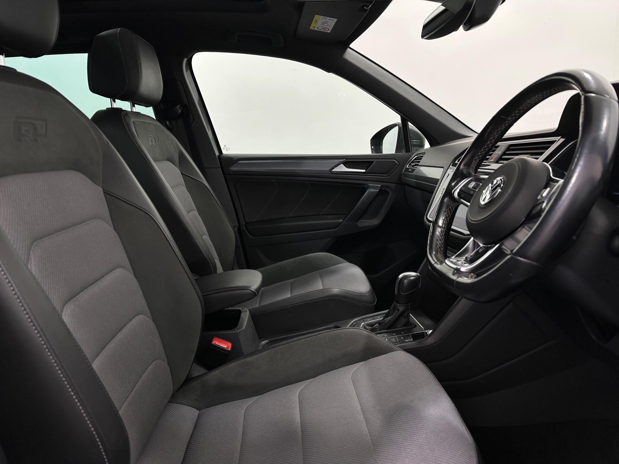 Volkswagen Tiguan view 33