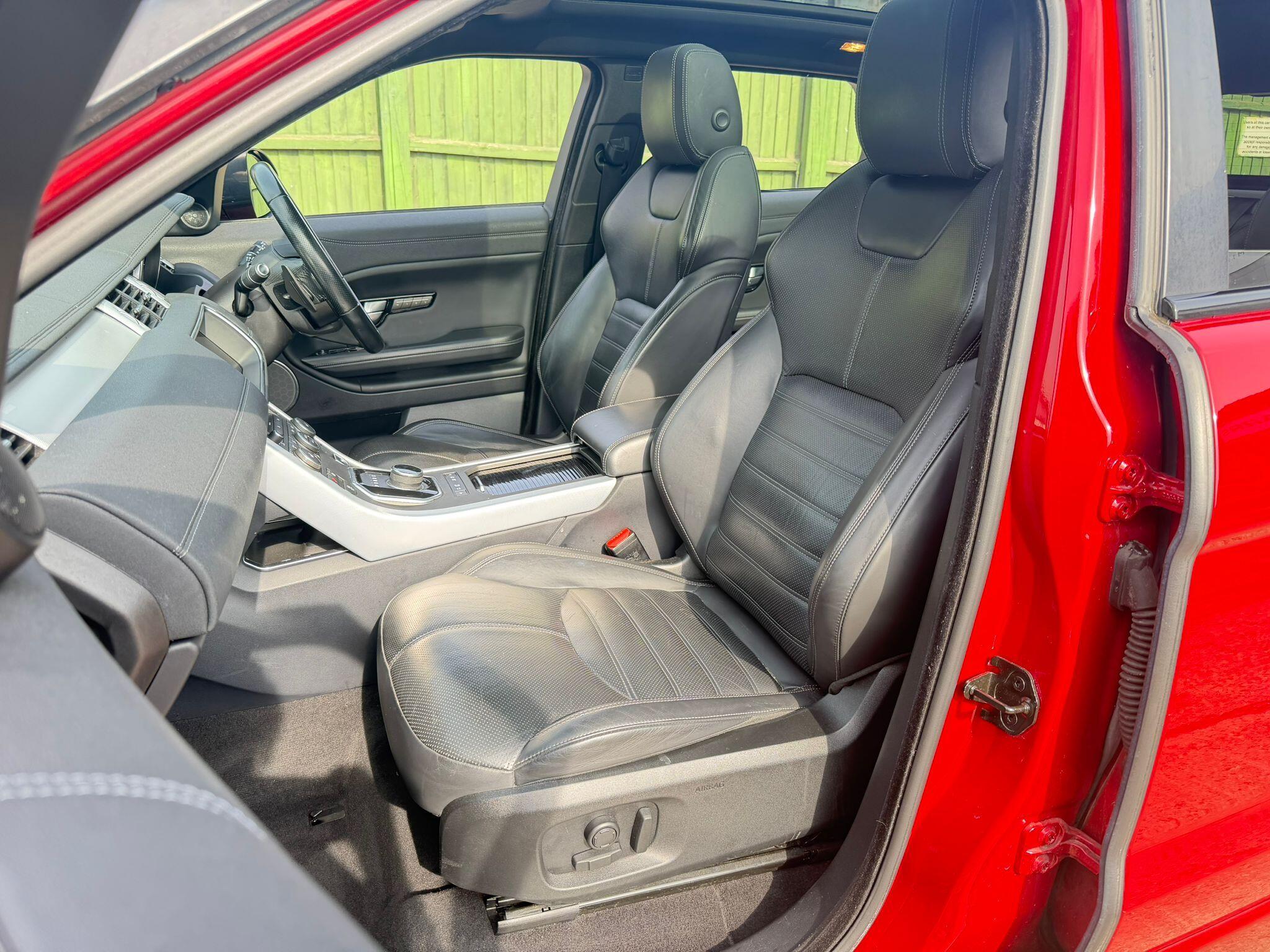 Land Rover Range Rover Evoque view 30