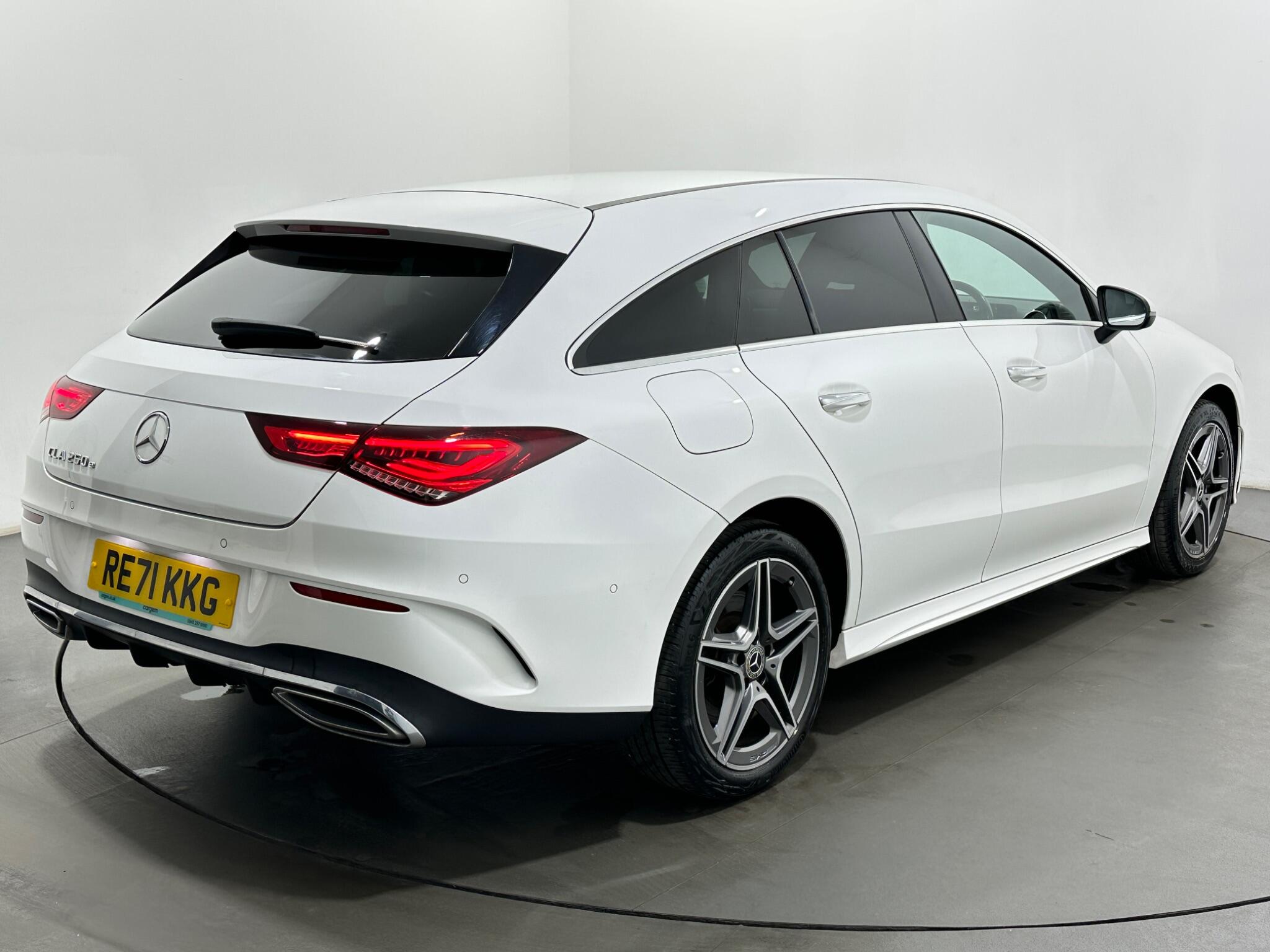 Mercedes-Benz Cla view 54