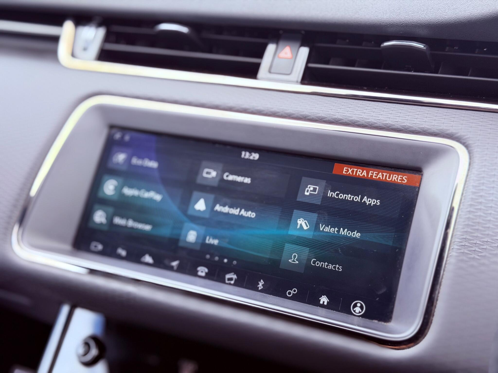 Land Rover Range Rover Evoque view 32