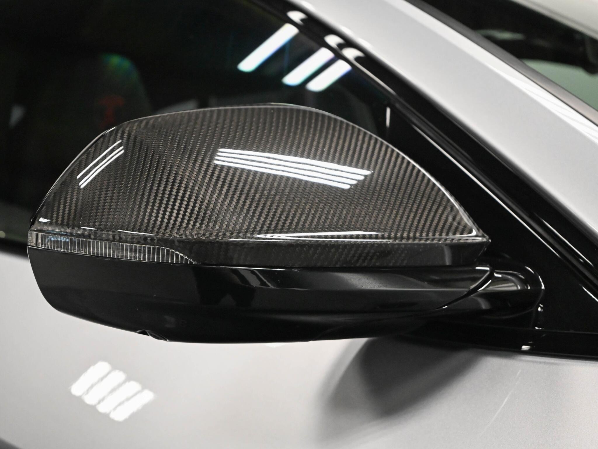 Lamborghini Urus view 37
