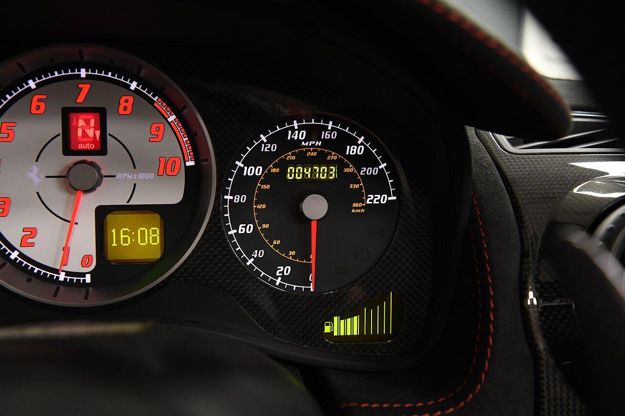 Ferrari F430 view 24