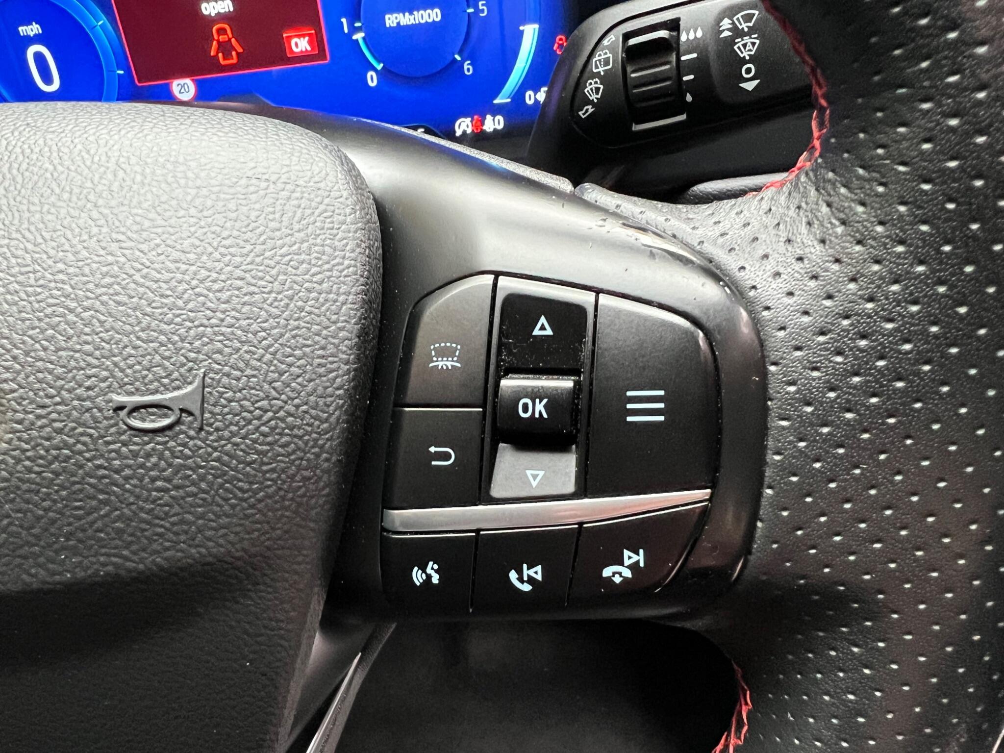 Ford Kuga view 28