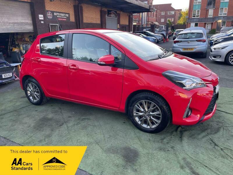 2017 Toyota Yaris 1.5 VVT-i Icon Euro 6 5dr • 37,180 miles image 7
