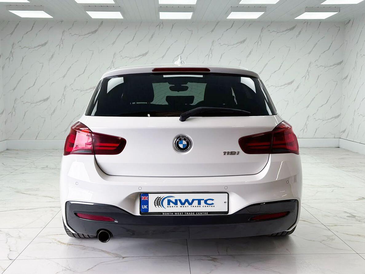 BMW 1 Series view 10