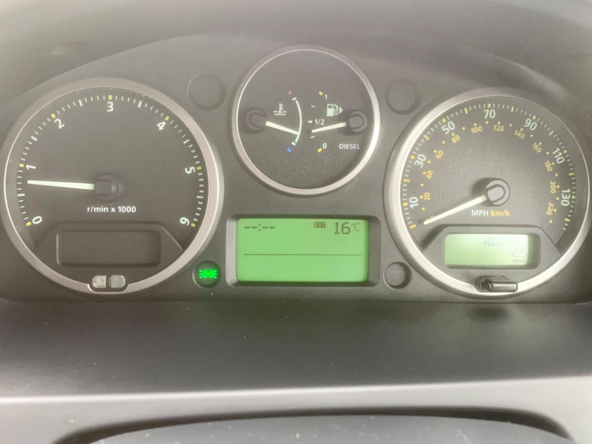 Land Rover Freelander 2 view 18