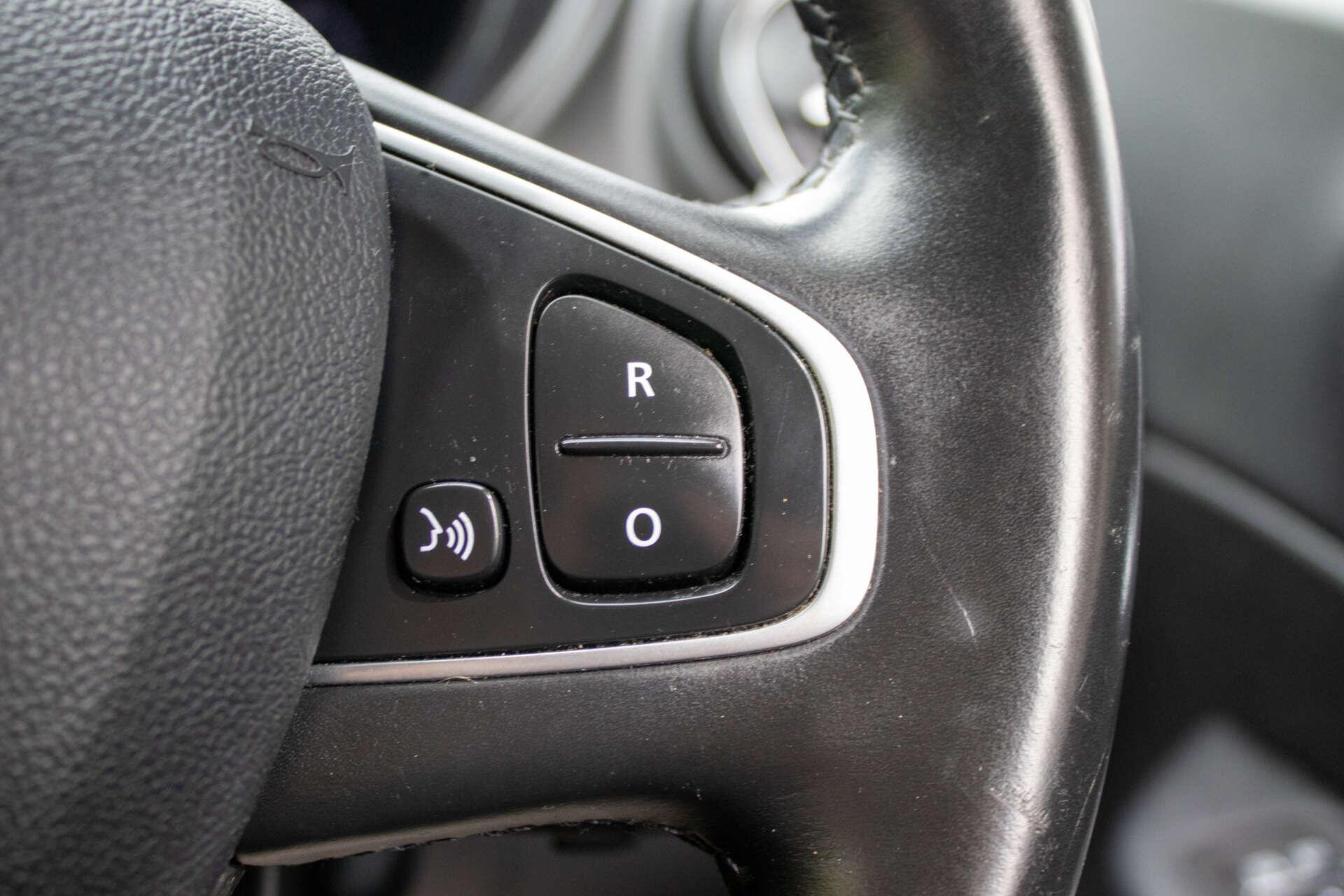 Renault Captur view 18