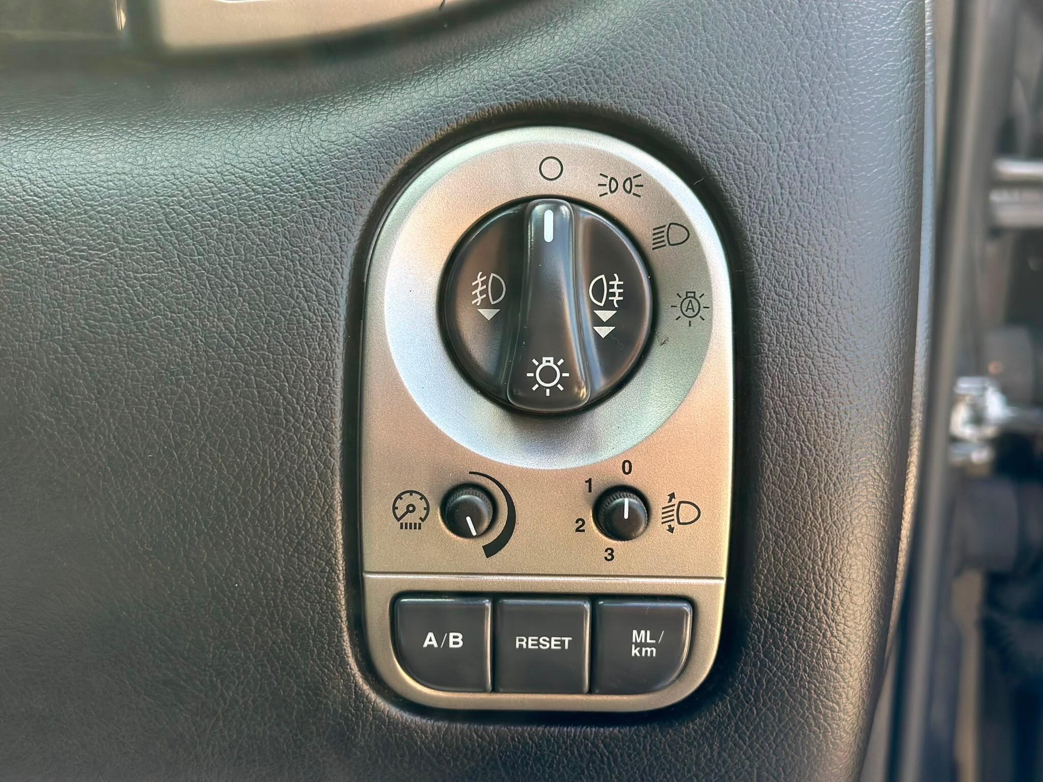 Jaguar X-Type view 42