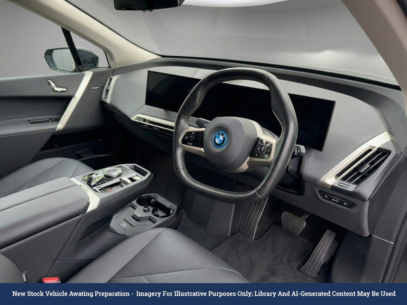 BMW Ix view 3
